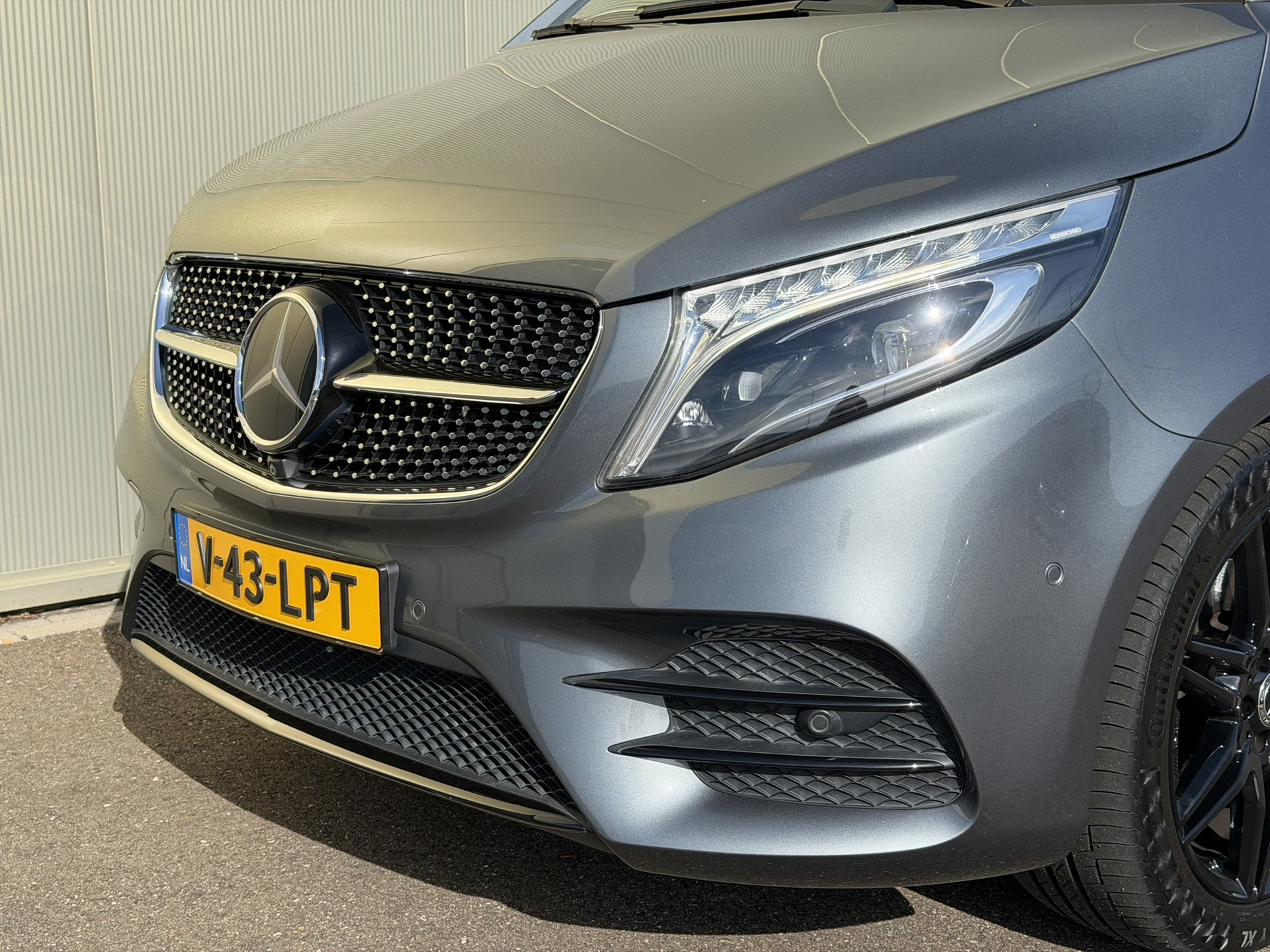 Foto van Mercedes-Benz V-klasse