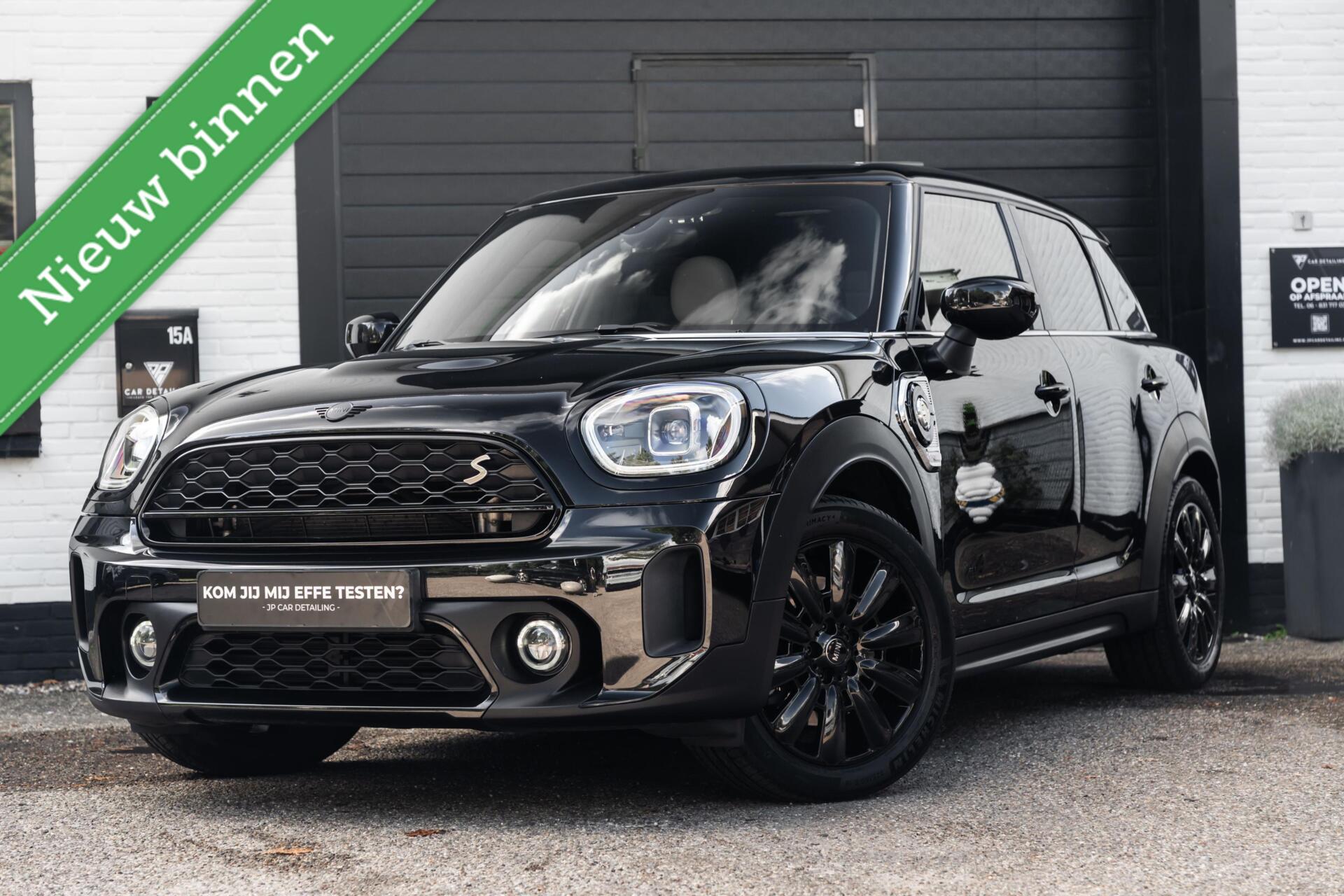 Mini Countryman 1.5 Cooper S E ALL4 Panoramadak Carplay 2022 - voorkant