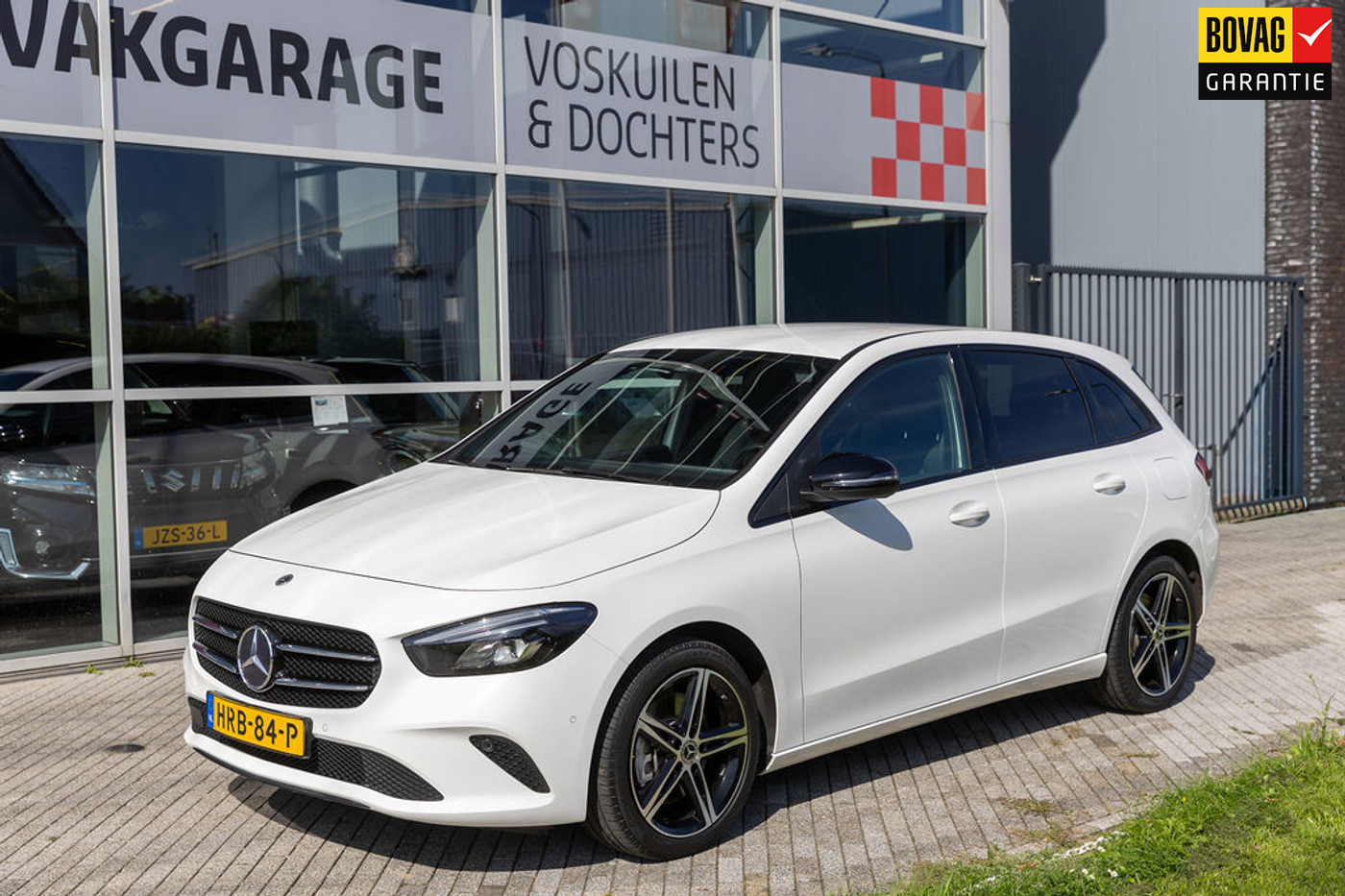 Mercedes-Benz B-klasse 250 e Business Solution AMG Limited 2022 - voorkant