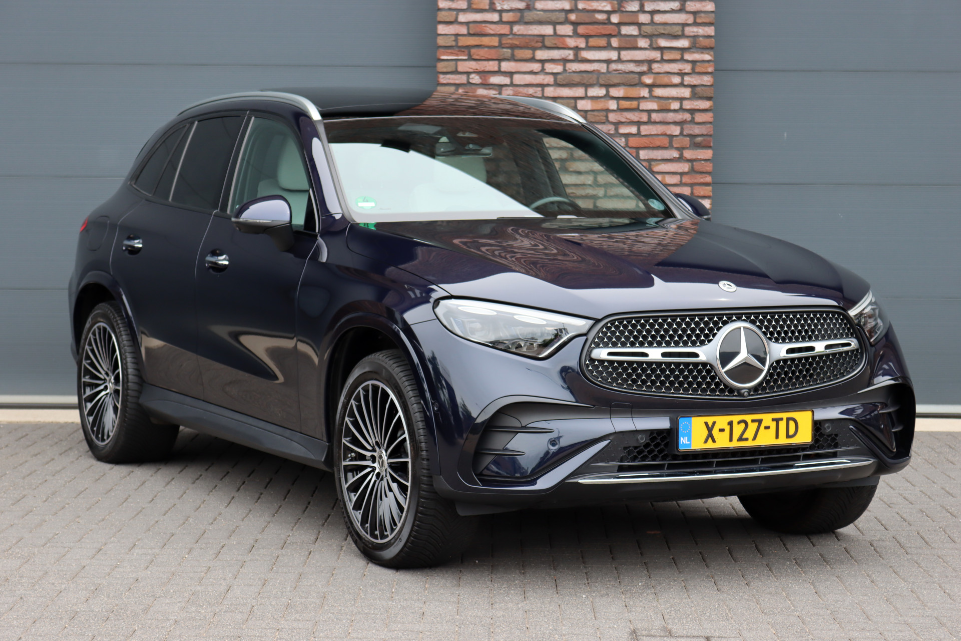 Foto van Mercedes-Benz GLC 400 E 4Matic