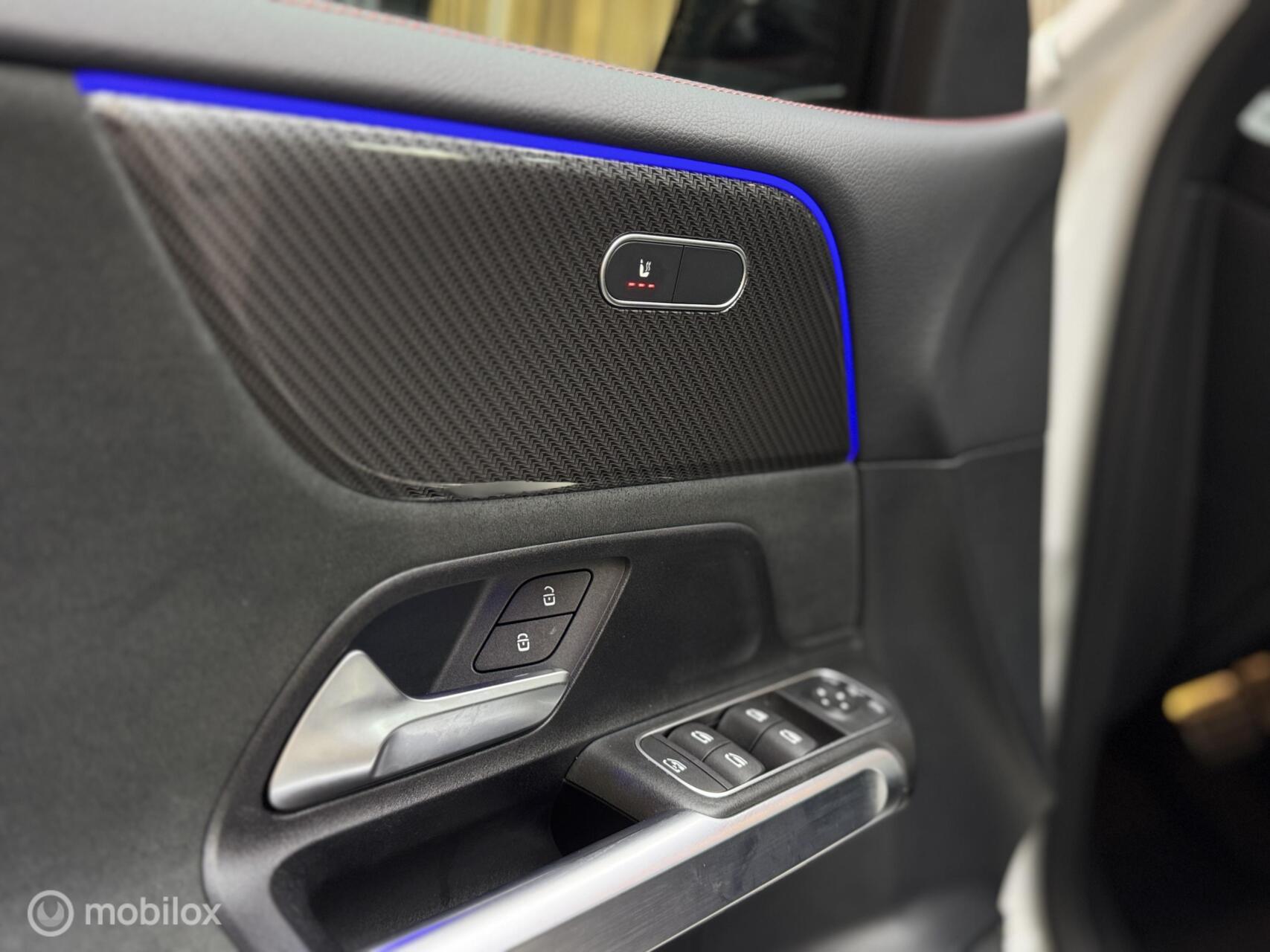Foto van Mercedes-Benz GLB