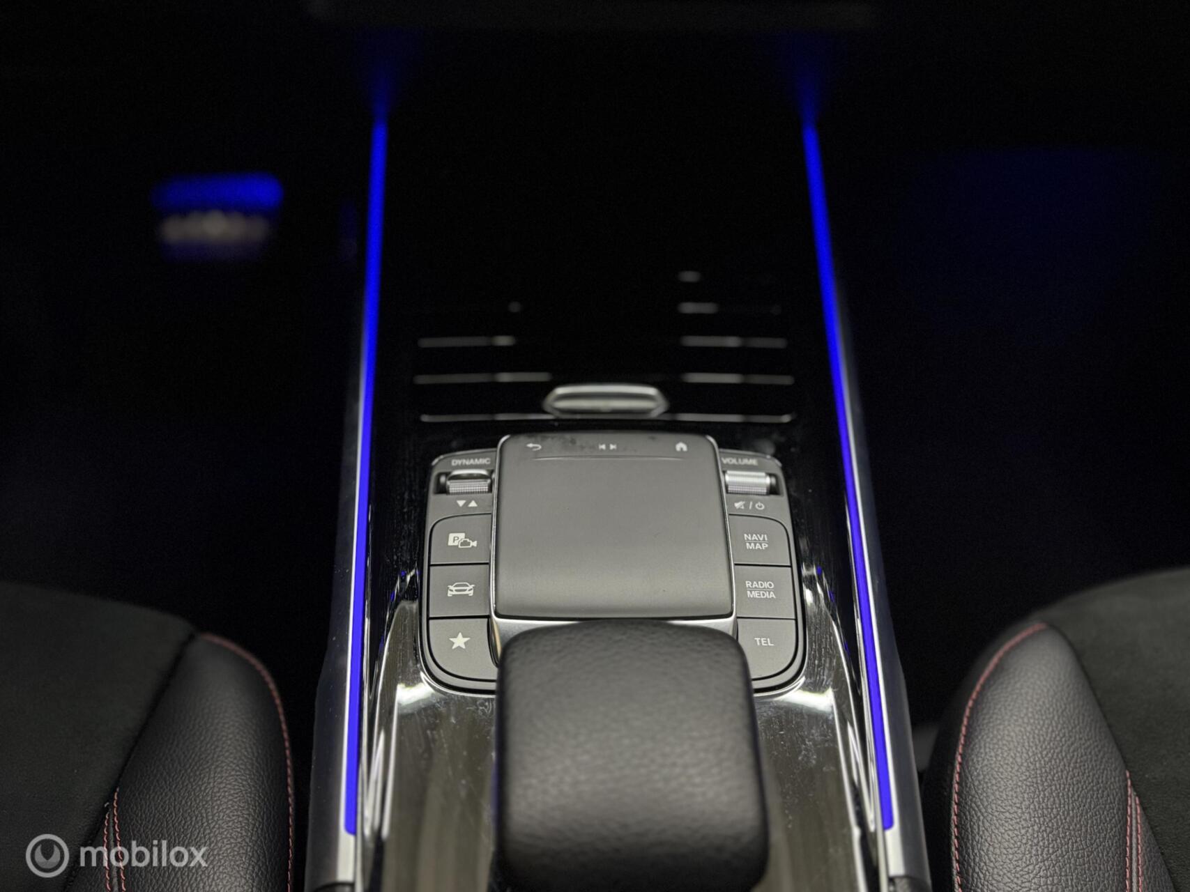 Foto van Mercedes-Benz GLB