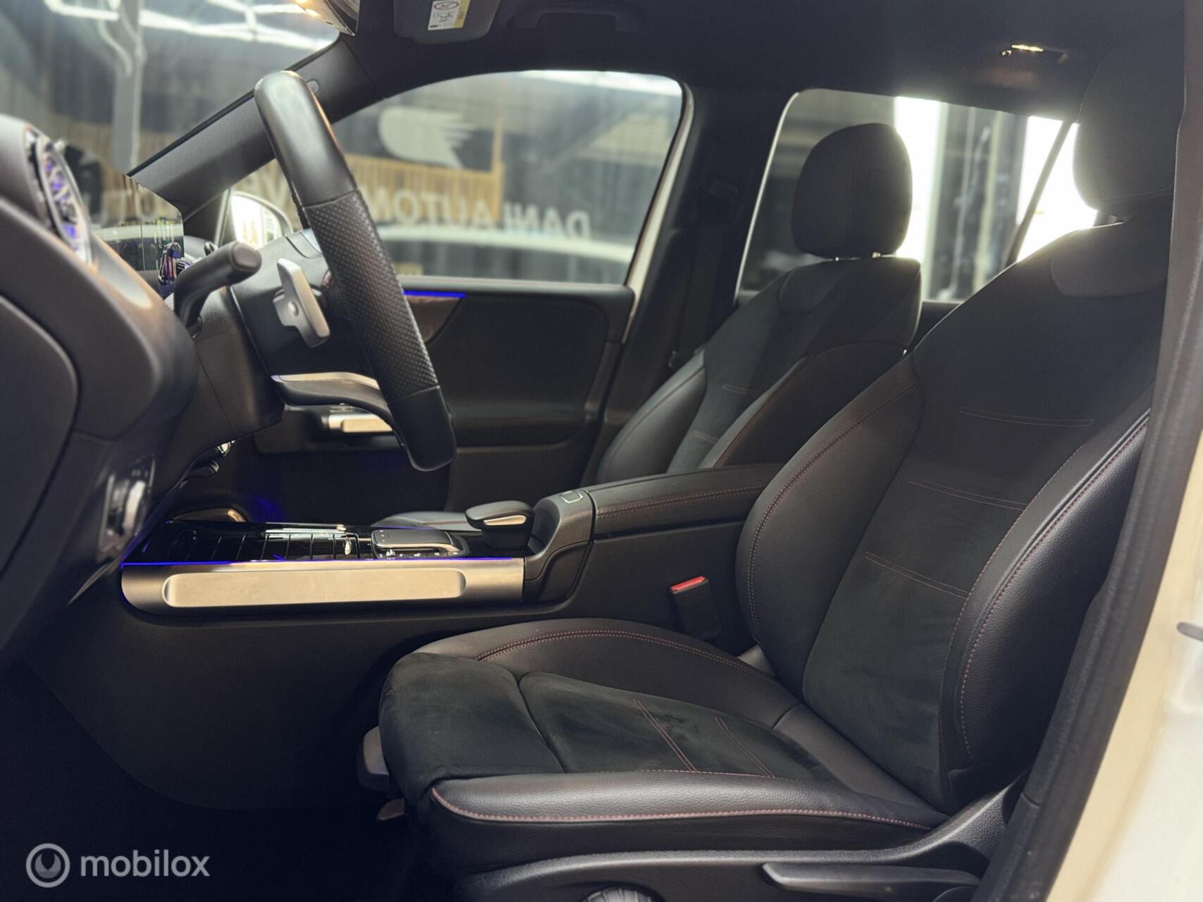 Foto van Mercedes-Benz GLB