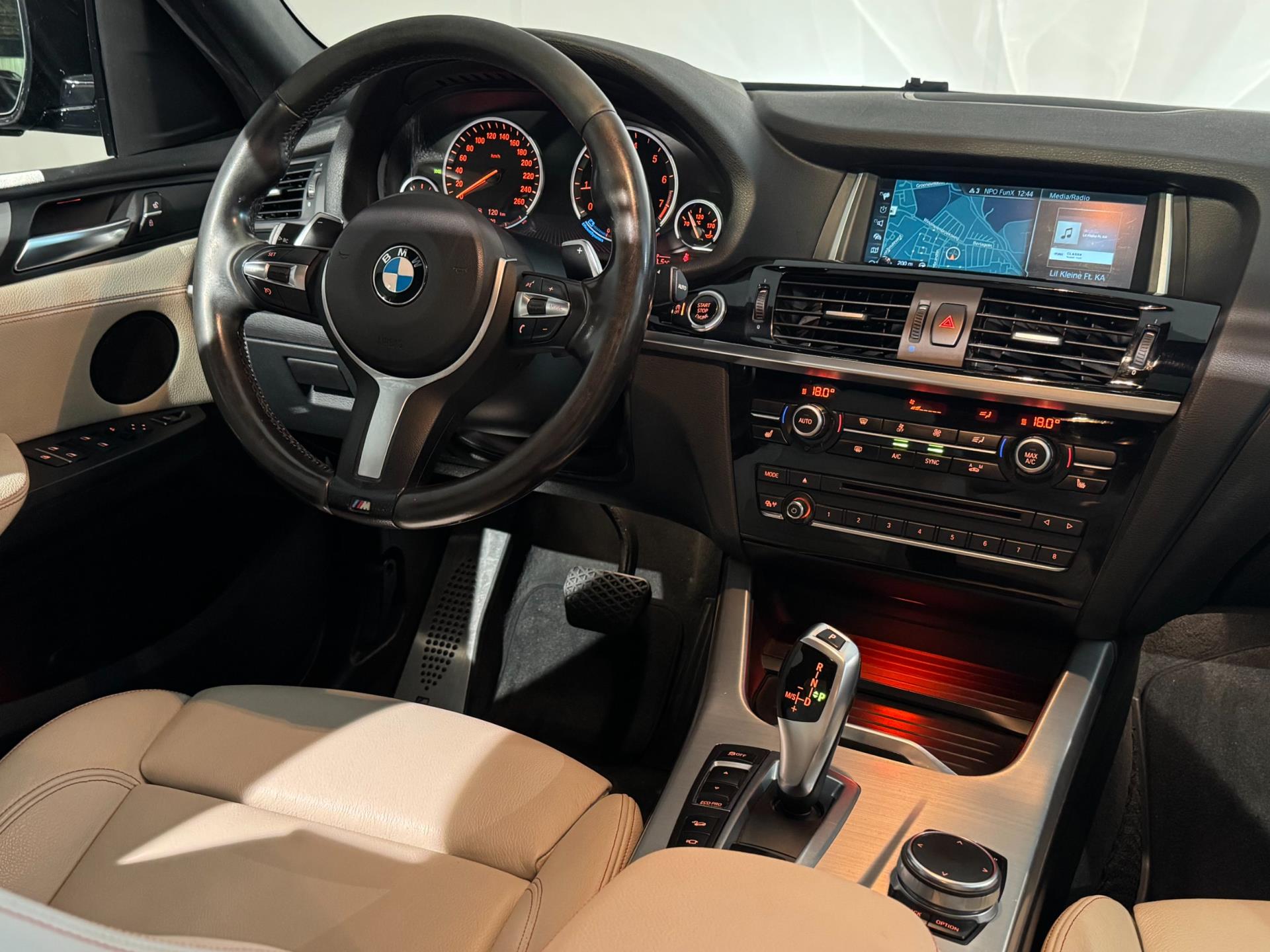 Foto van BMW X4