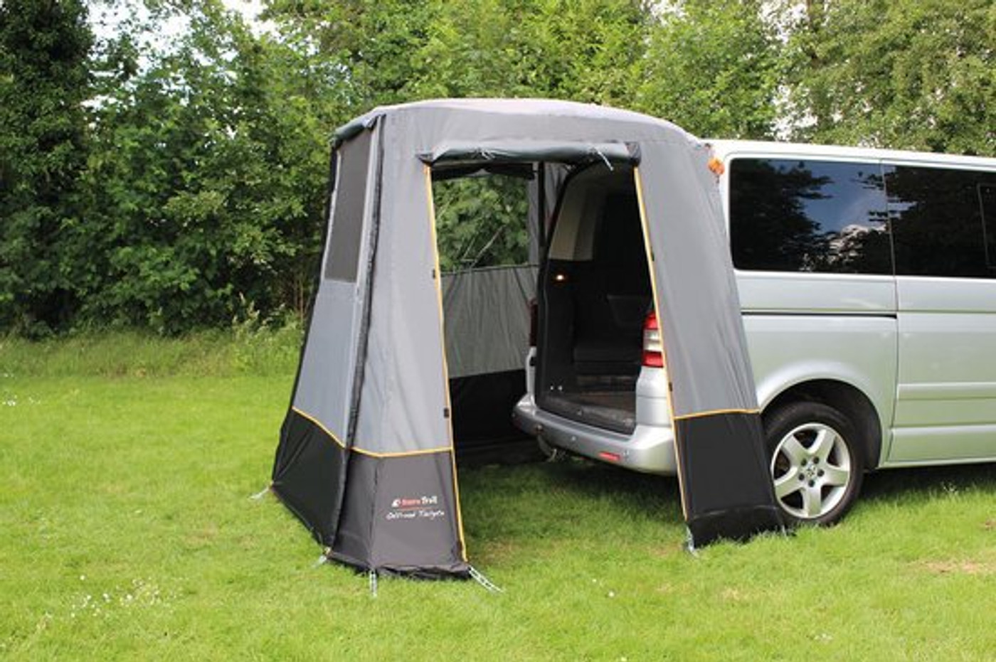 Foto van Volkswagen Transporter Kombi
