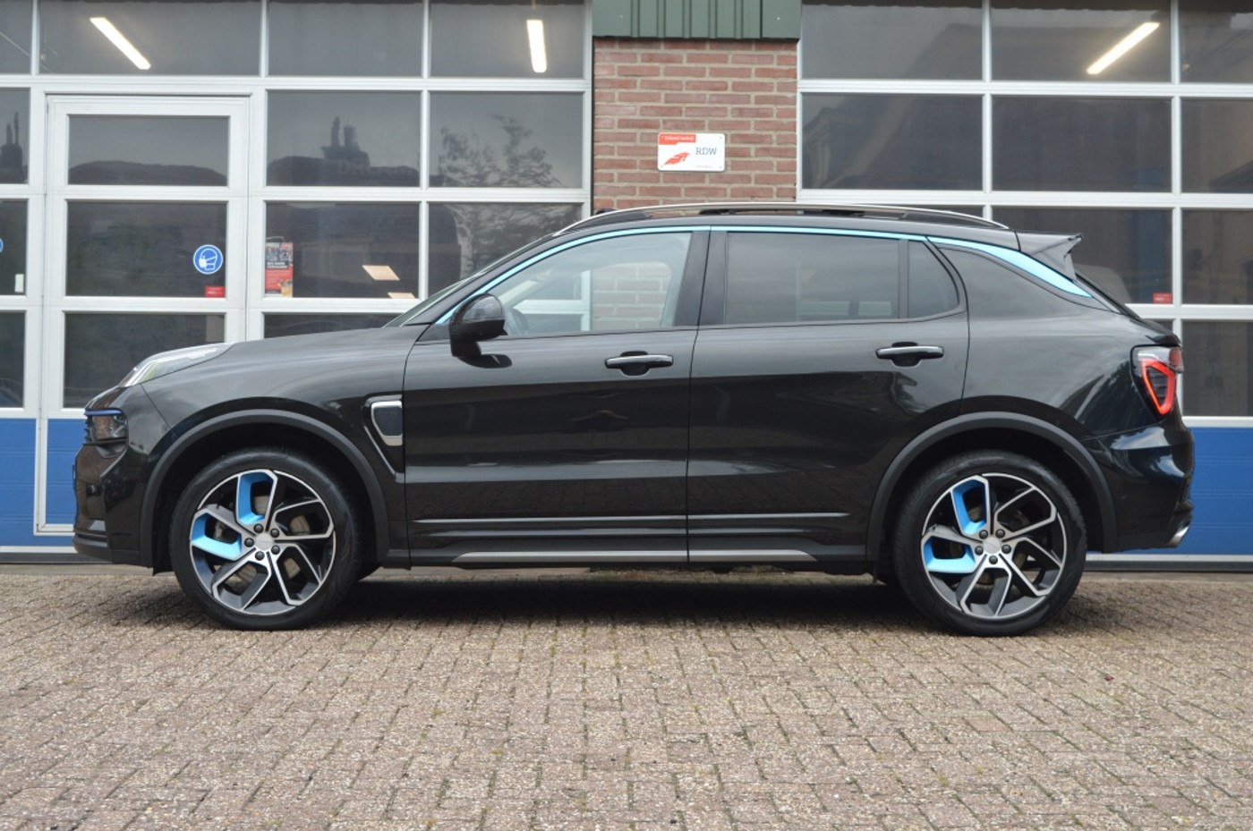 Foto van LYNK & Co 01