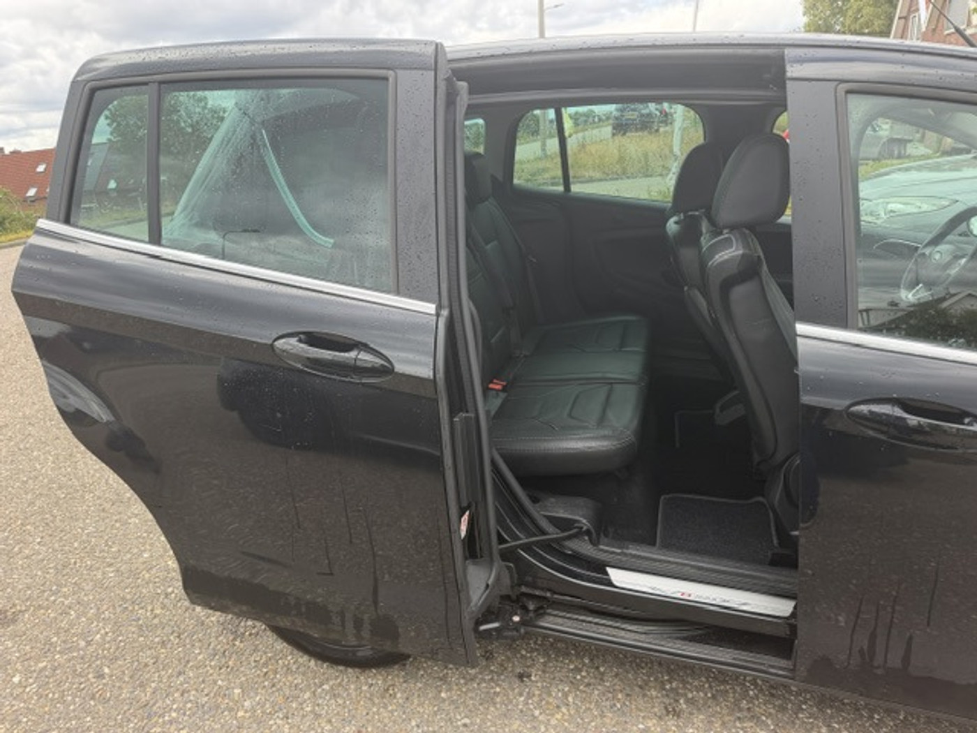 Foto van Ford B-max