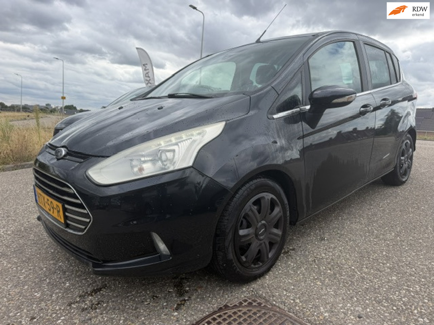 Ford B-max 1.0 EcoBoost Titanium Distributie=vv AC Parksensor 1eig 2013 - voorkant
