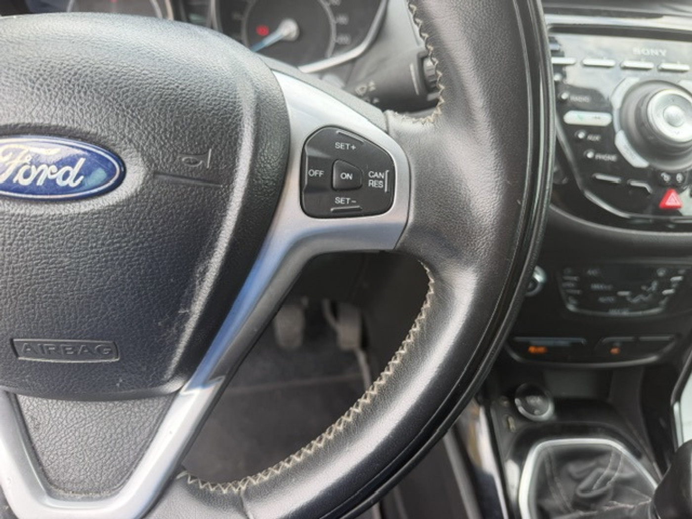 Foto van Ford B-max