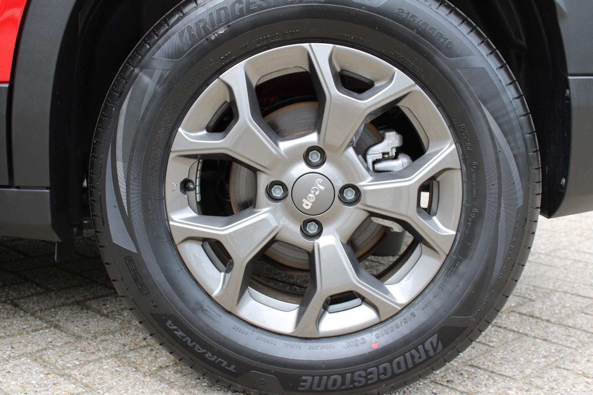 Foto van Jeep Avenger