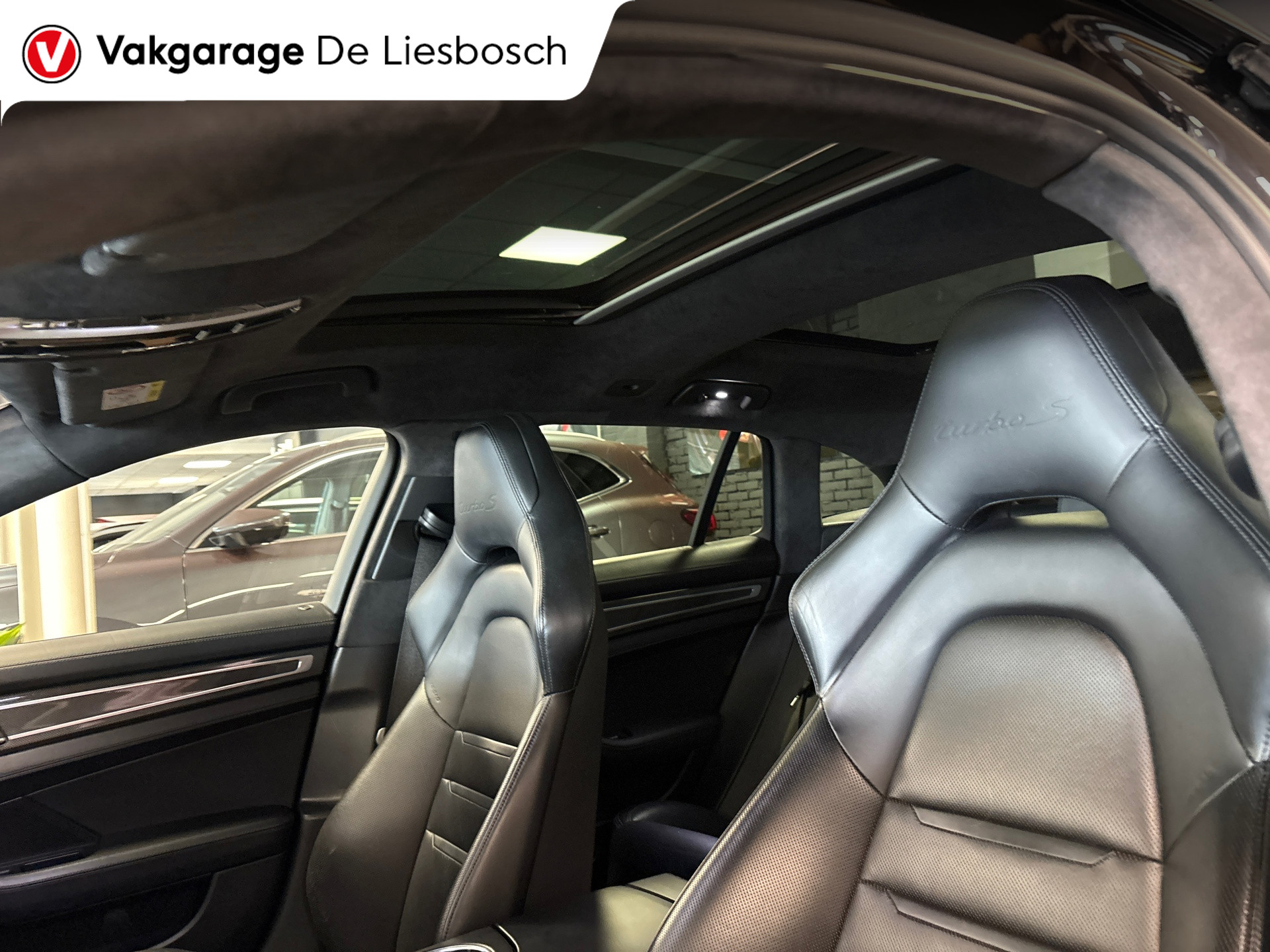 Foto van Porsche Panamera Sport Turismo