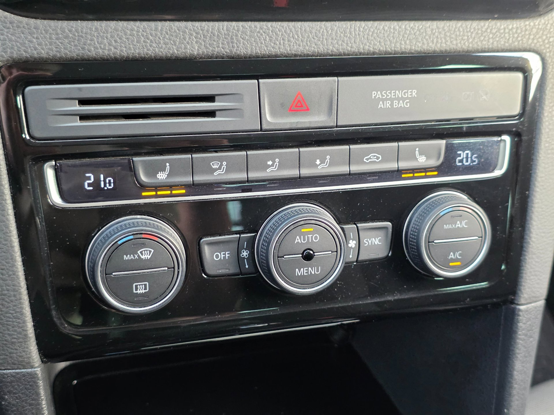 Foto van Volkswagen Golf Sportsvan