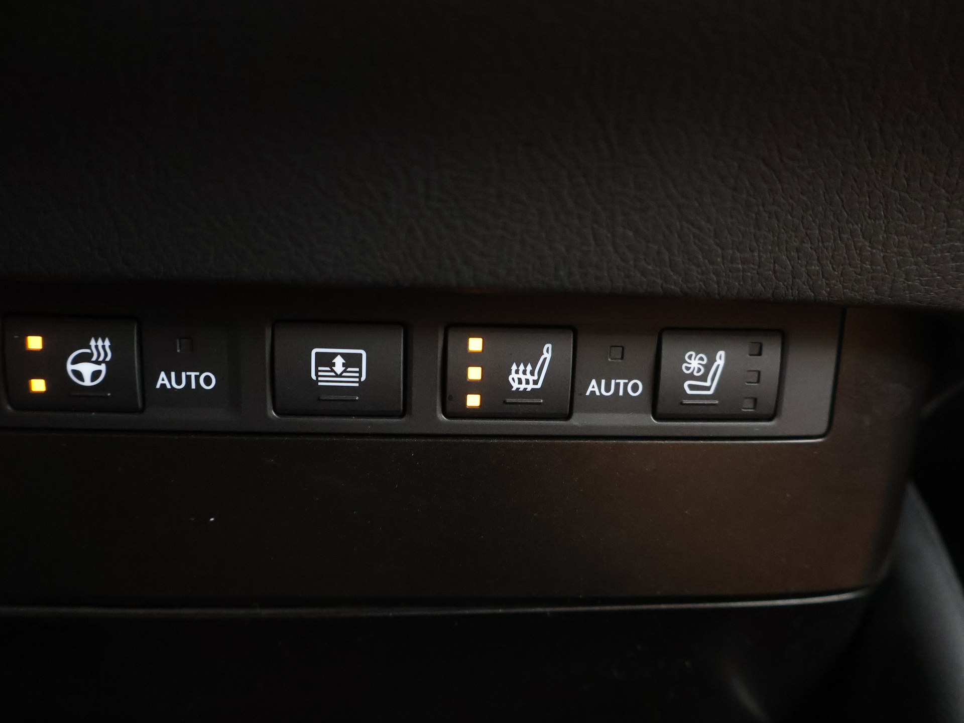 Foto van Lexus Es