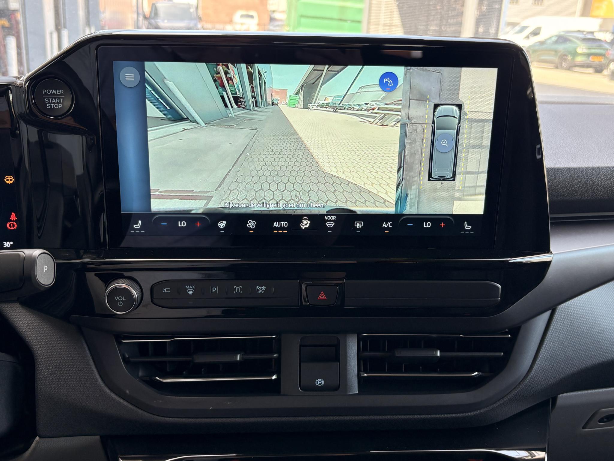 Foto van Ford Transit Custom Tourneo