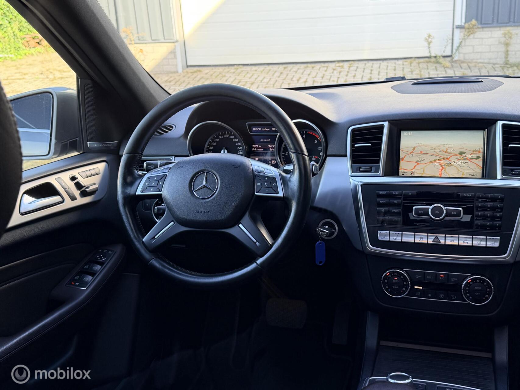 Foto van Mercedes-Benz ML 350 Bluetec 4Matic