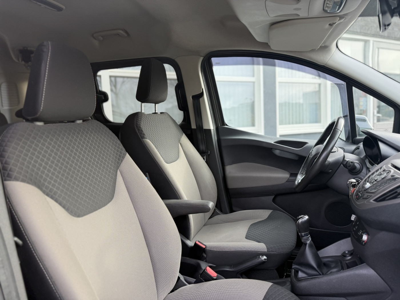 Foto van Ford Tourneo Courier