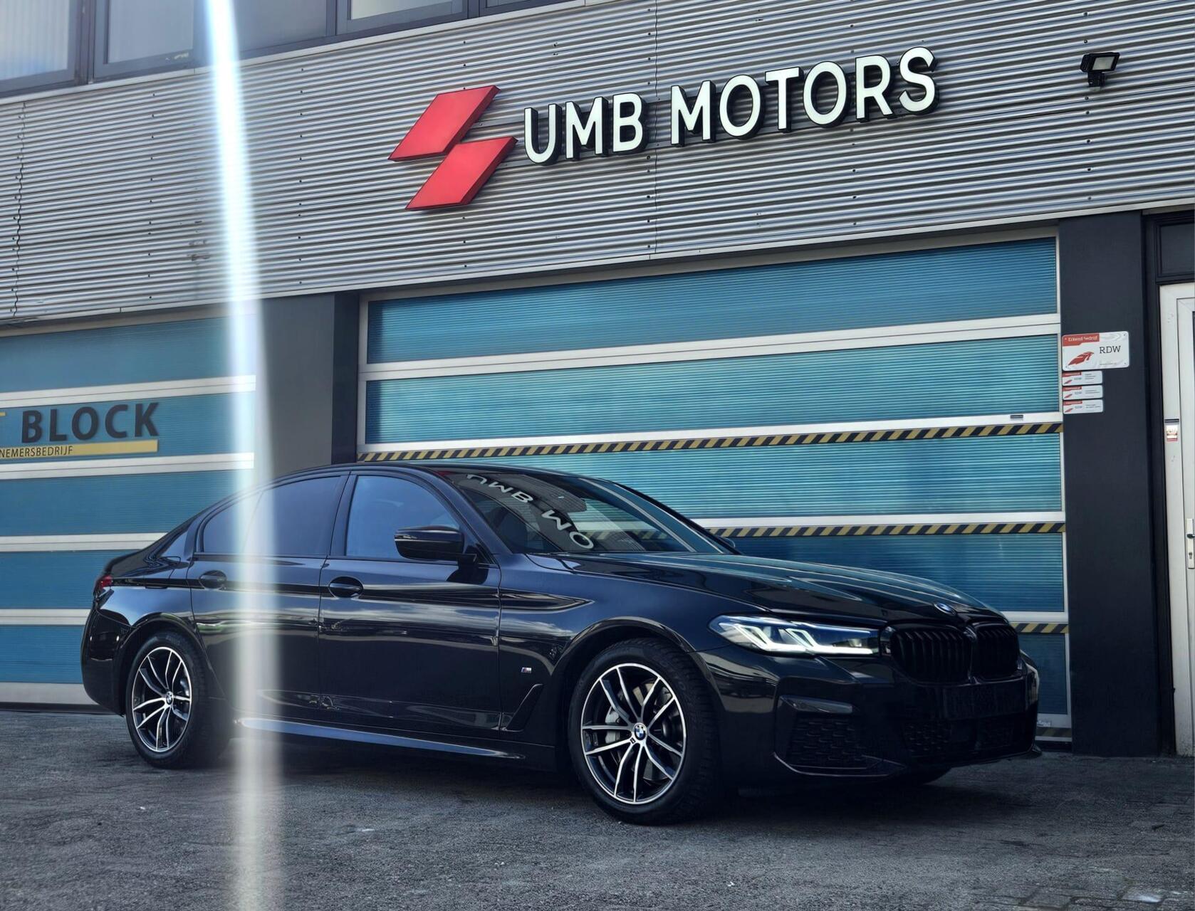 BMW 5-serie Automaat • M Pakket • 340 pk • Memory Pakket • 6 maanden bmw Garantie• 2023 - voorkant