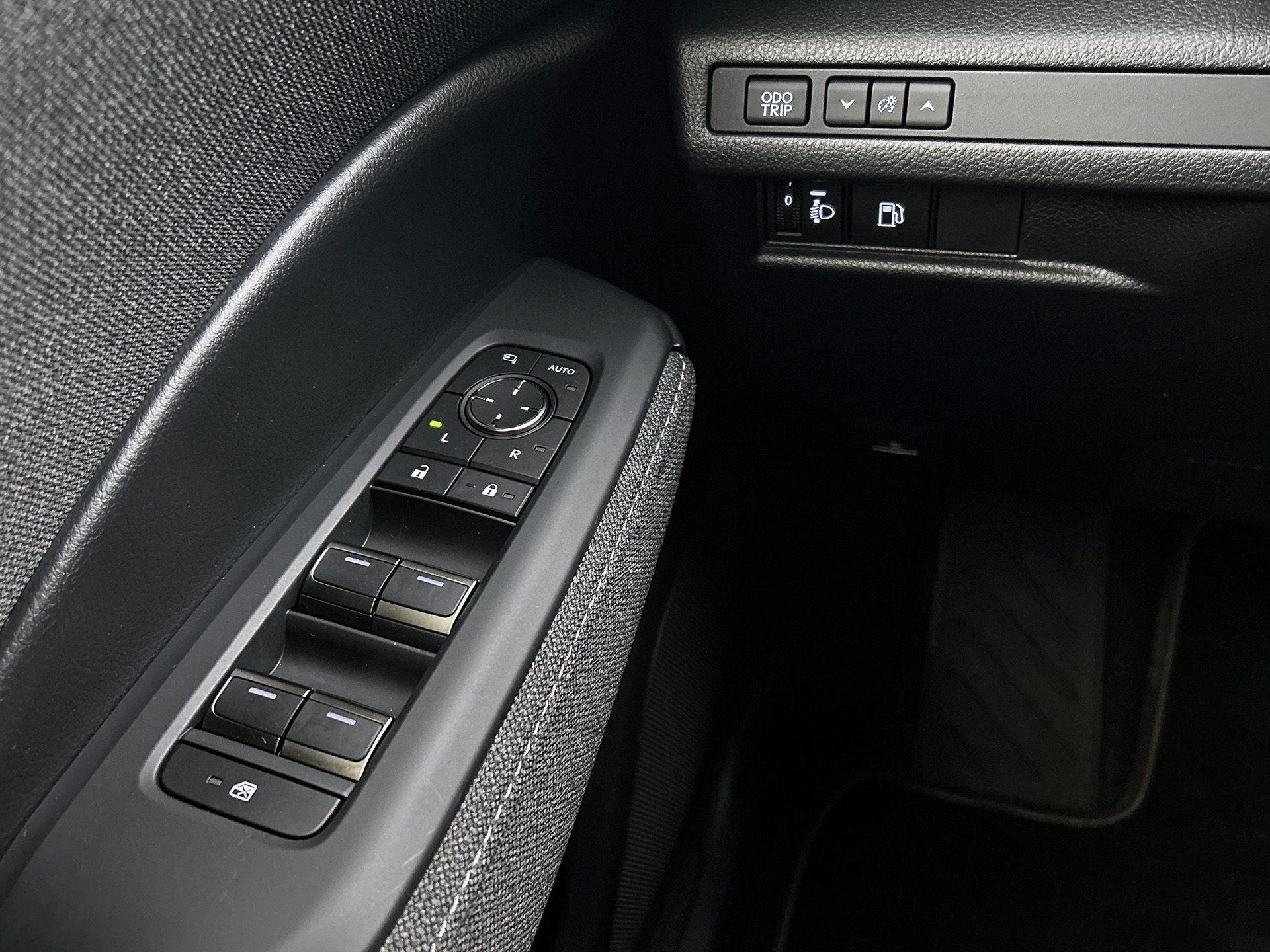 Foto van Lexus LBX
