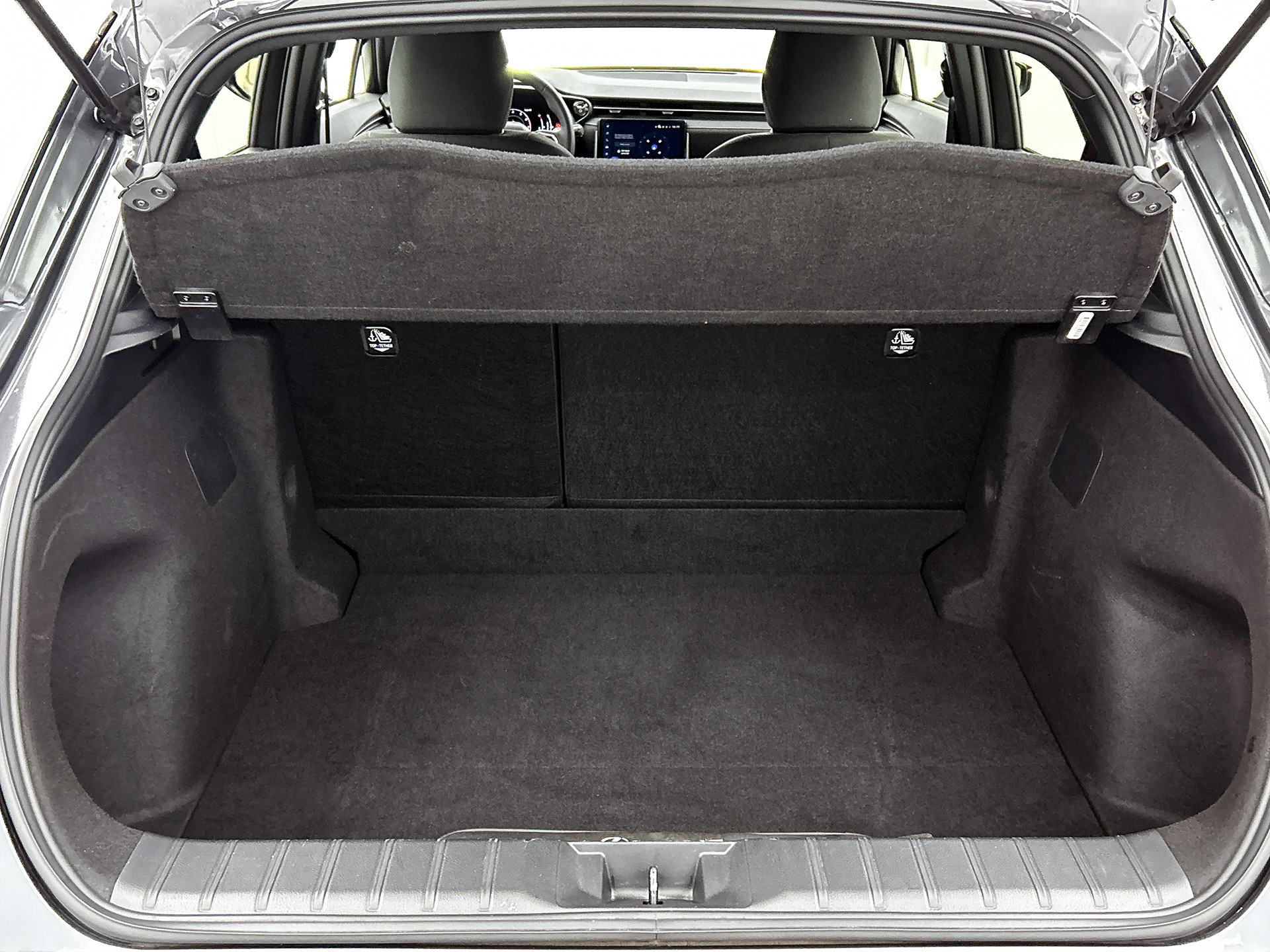 Foto van Lexus LBX