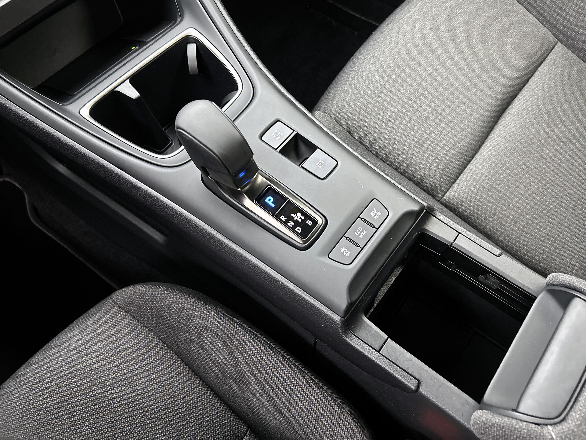 Foto van Lexus LBX