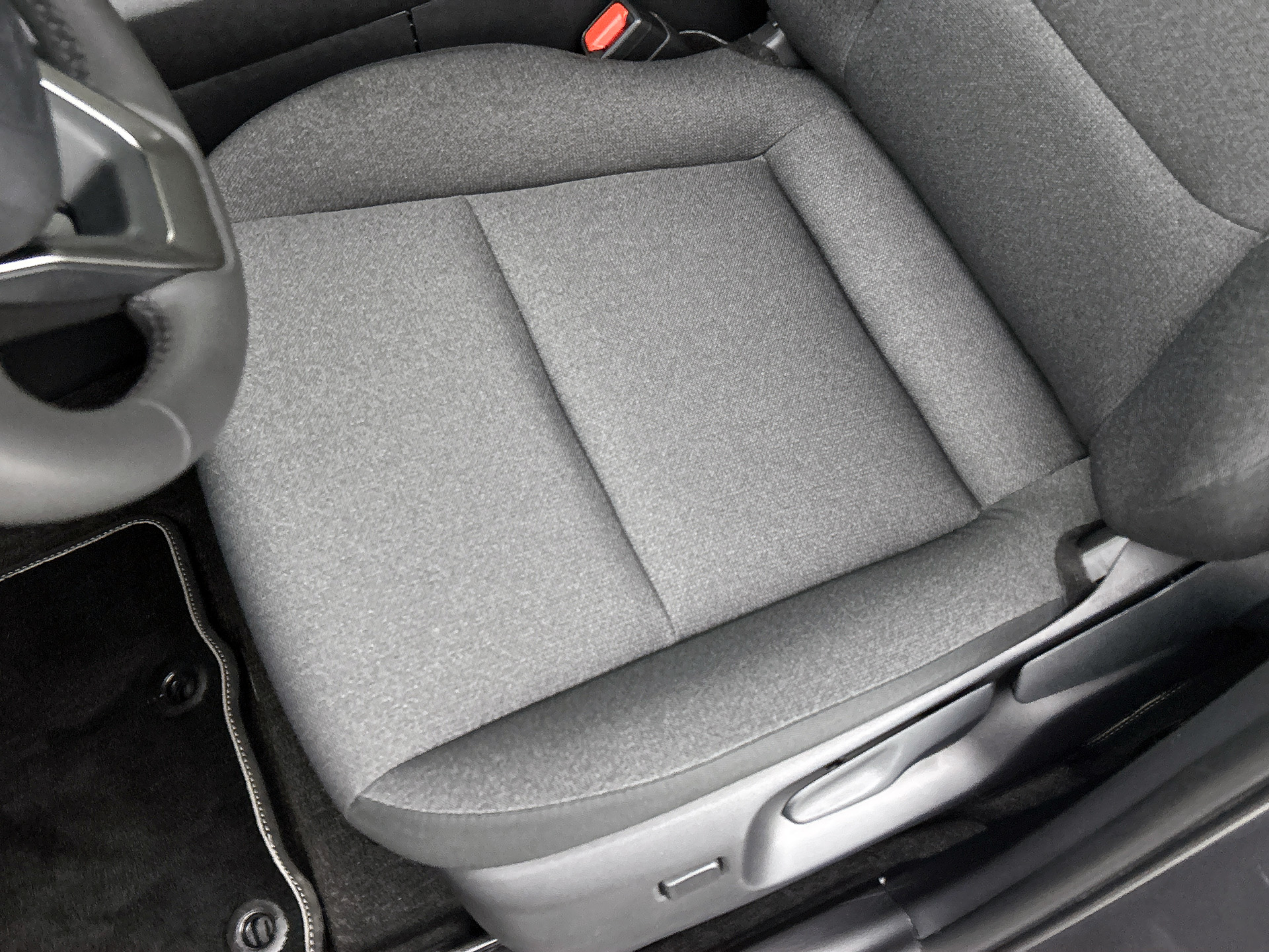 Foto van Lexus LBX