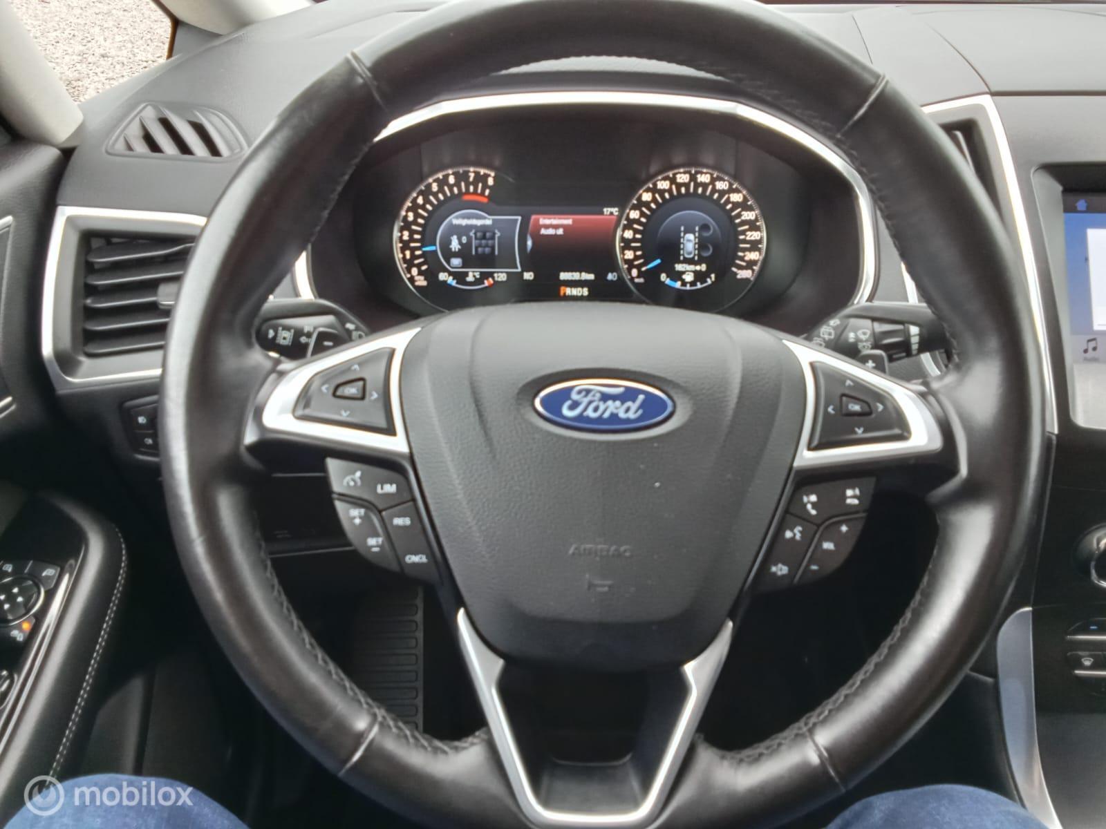 Foto van Ford S-max