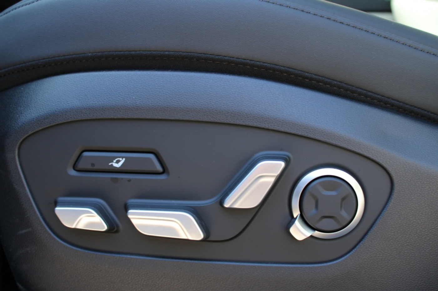 Foto van Hyundai Ioniq 9
