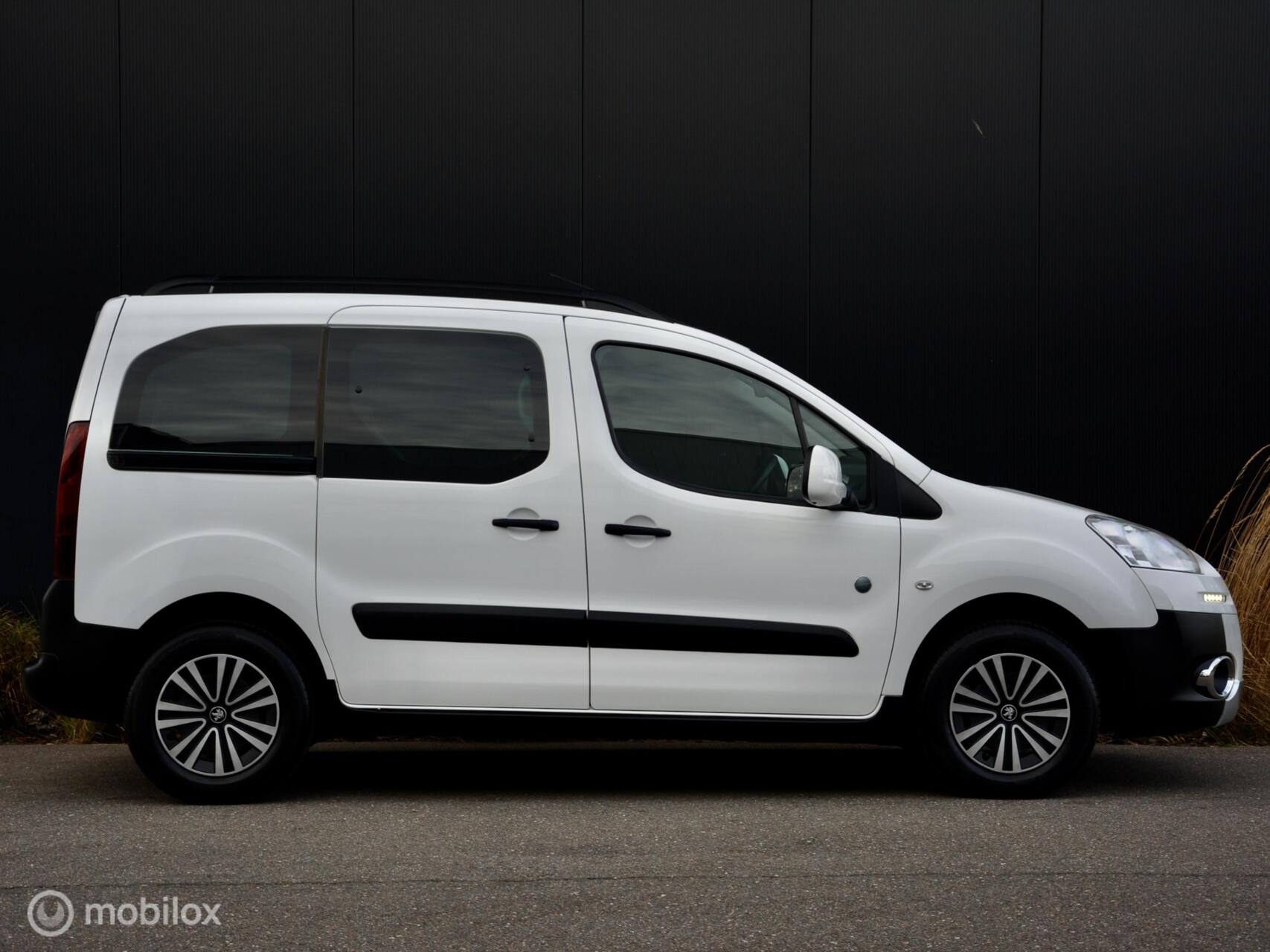 Foto van Peugeot Partner Tepee