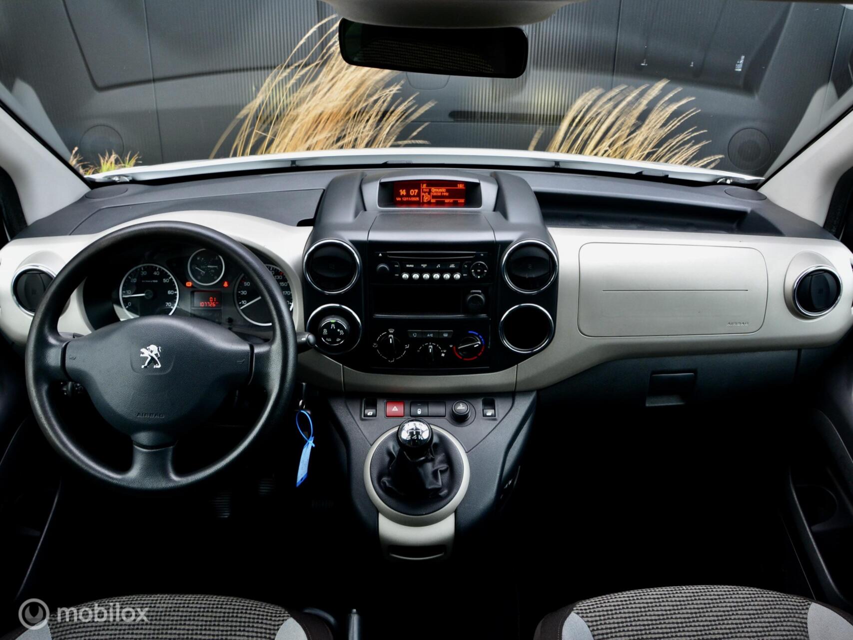 Foto van Peugeot Partner Tepee