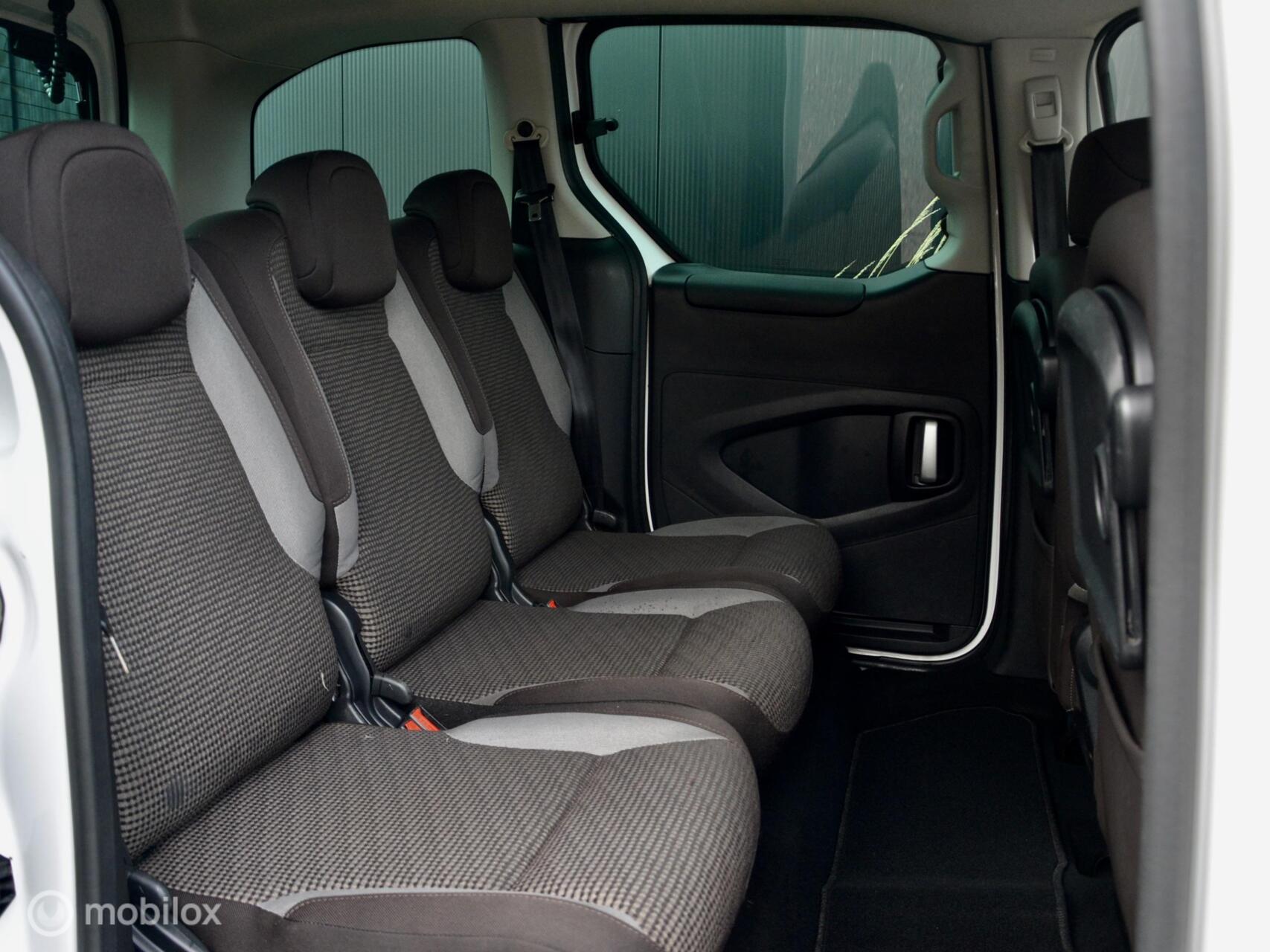 Foto van Peugeot Partner Tepee