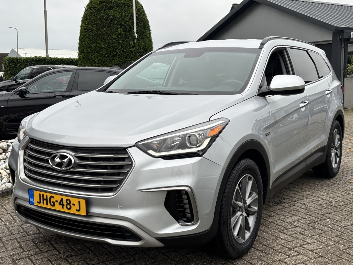 Hyundai Santa Fe 3.3 V6 2017 Benzine 7-Persoons Automaat Voyager Routan 2017 - voorkant