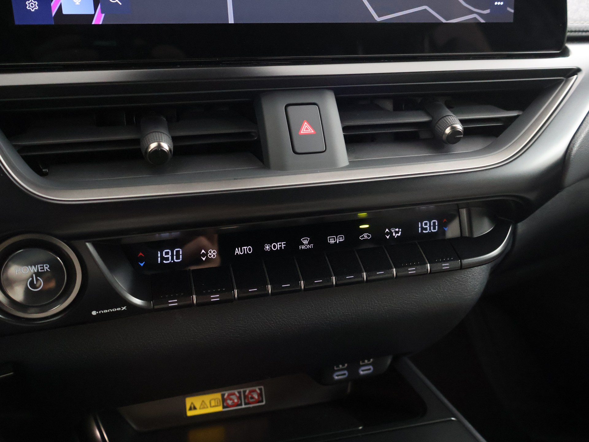 Foto van Lexus Ux