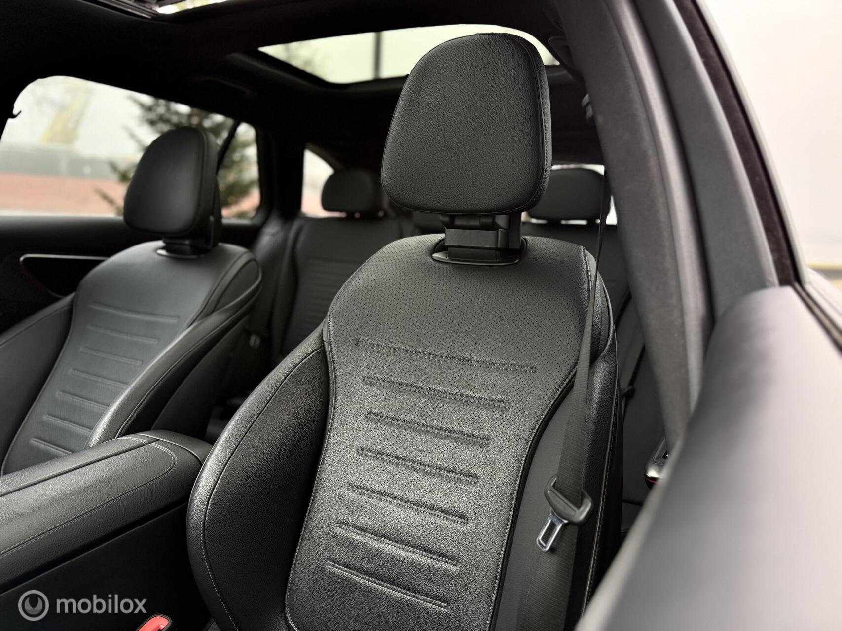 Foto van Mercedes-Benz C 300 E