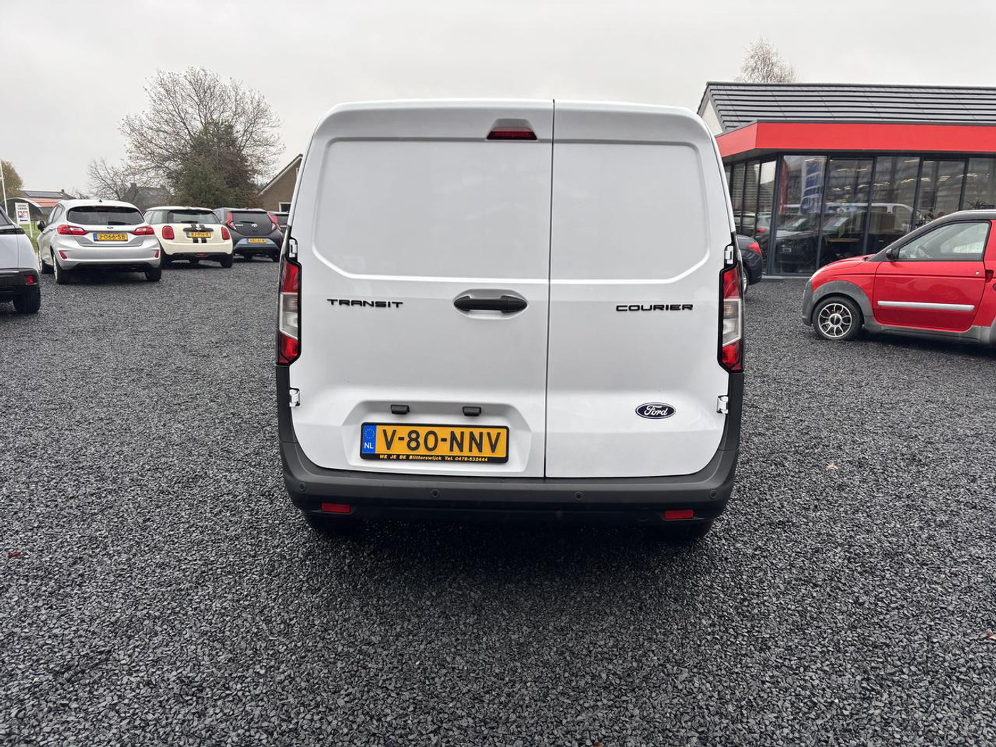Foto van Ford Transit Courier Nieuw
