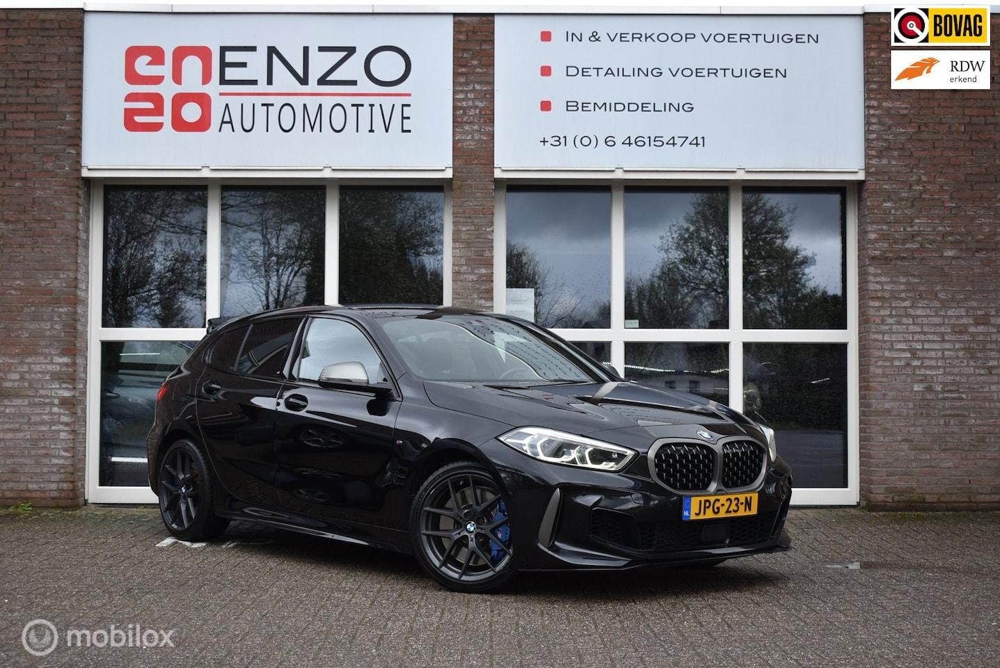 BMW 1-serie M135i xDrive High Executive Head up Carplay Maxton Carpass 2021 - voorkant