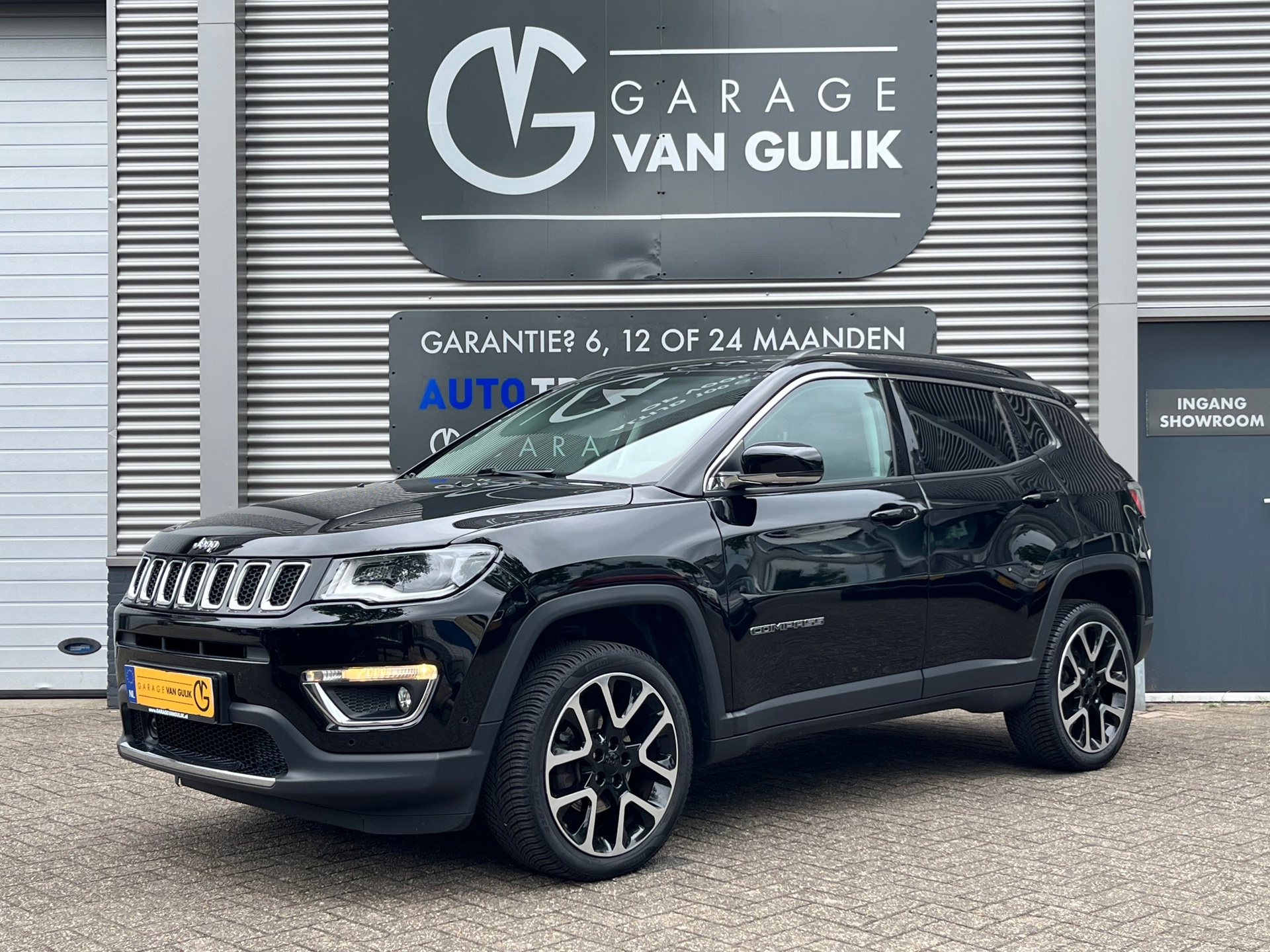 Jeep Compass 1.4 170PK Limited 4x4 Automaat Panoramadak,Navi,Clima,Cruise,Camera,KeylessEntry+Go,Leder/Stof,Isofix,4seizoenenBande 2018 - voorkant