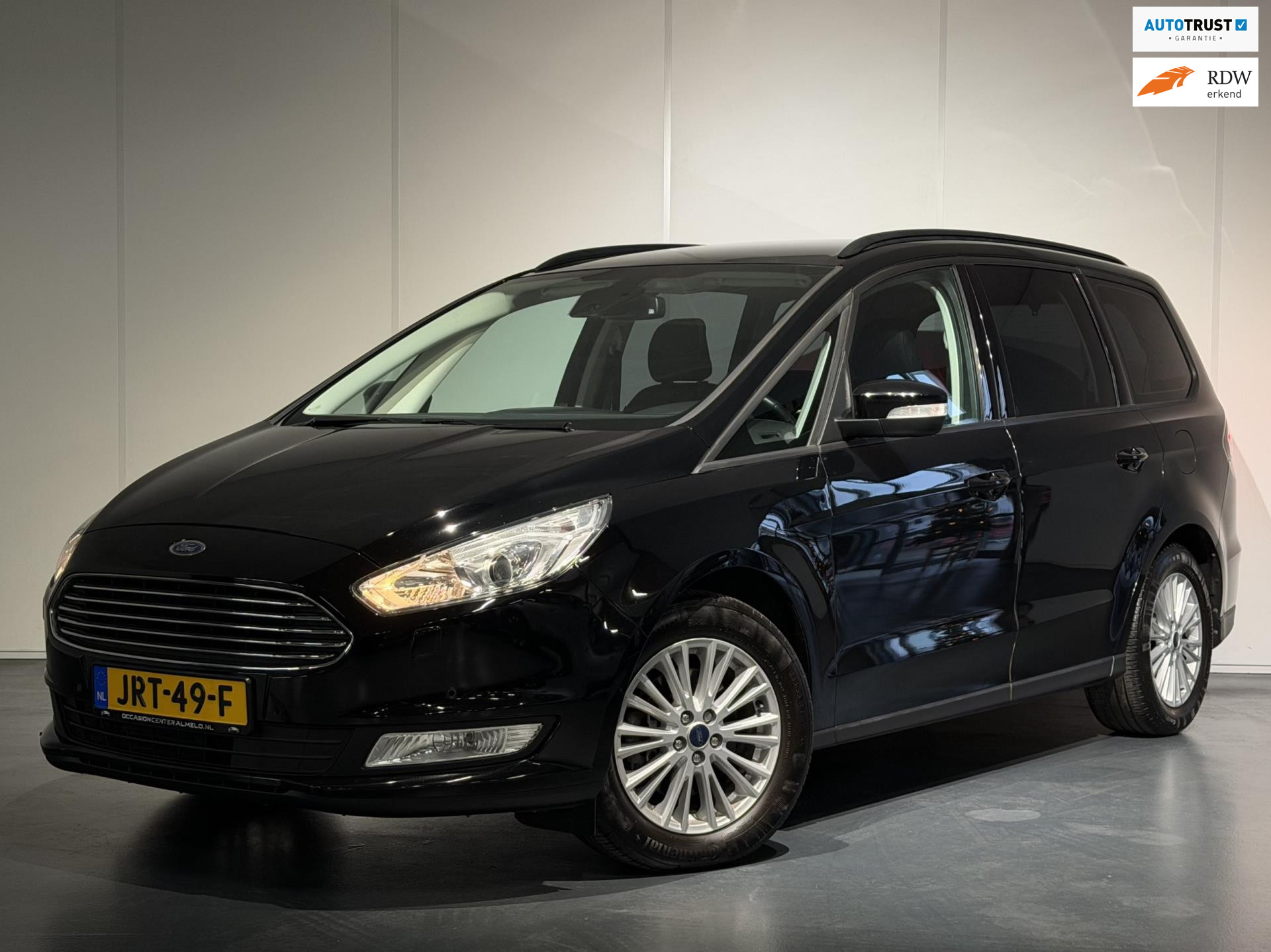 Ford Galaxy 1.5 Titanium 7p. /Clima/Cruise/PDC/NAVI/CarPlay/LaneAss/LMV 2017 - voorkant