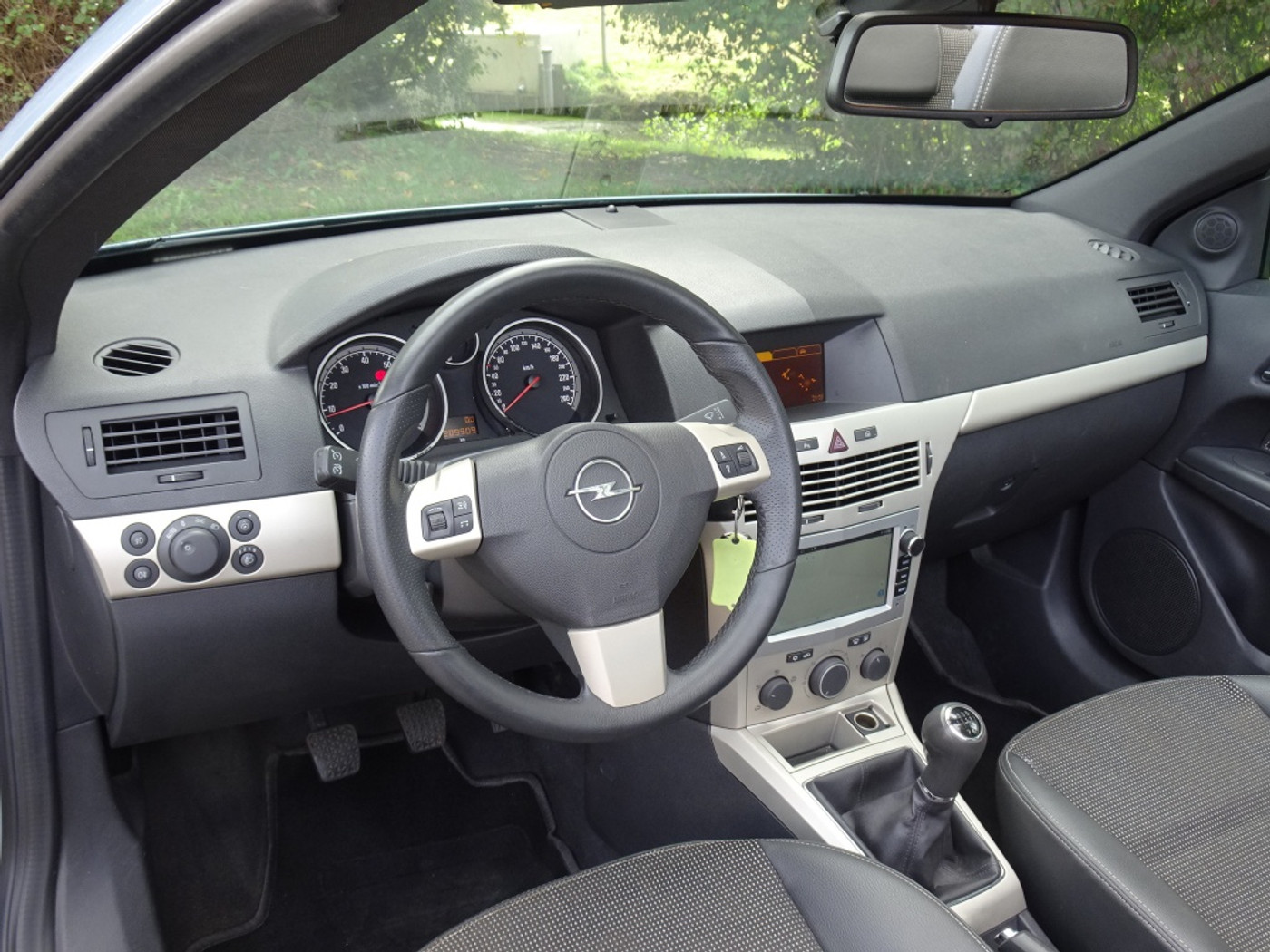 Foto van Opel Astra Twin Top