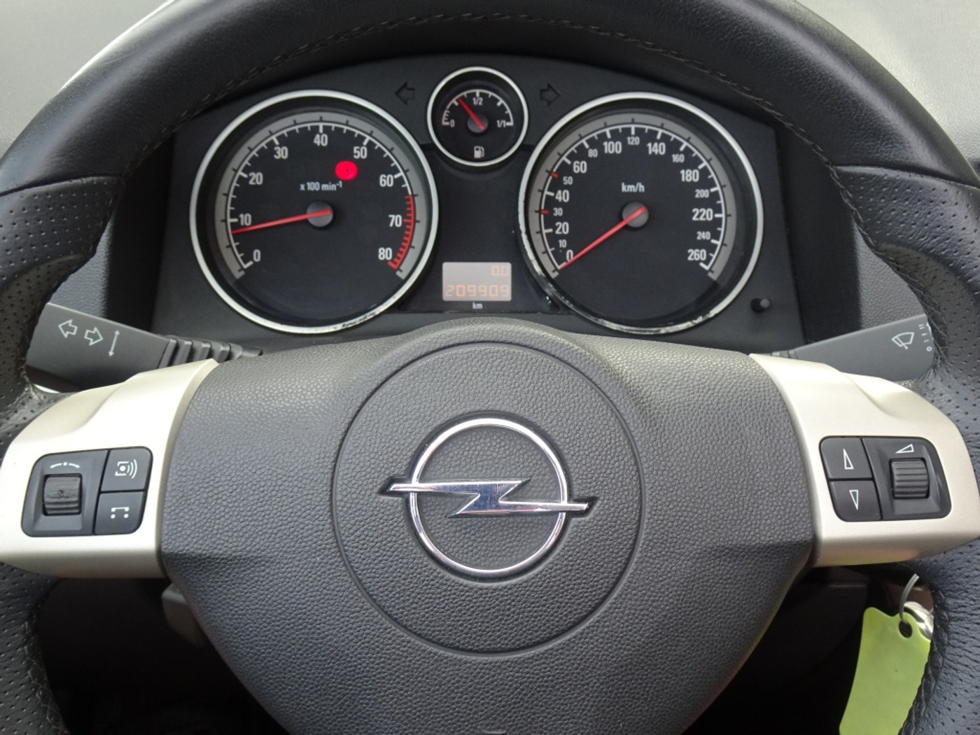 Foto van Opel Astra Twin Top