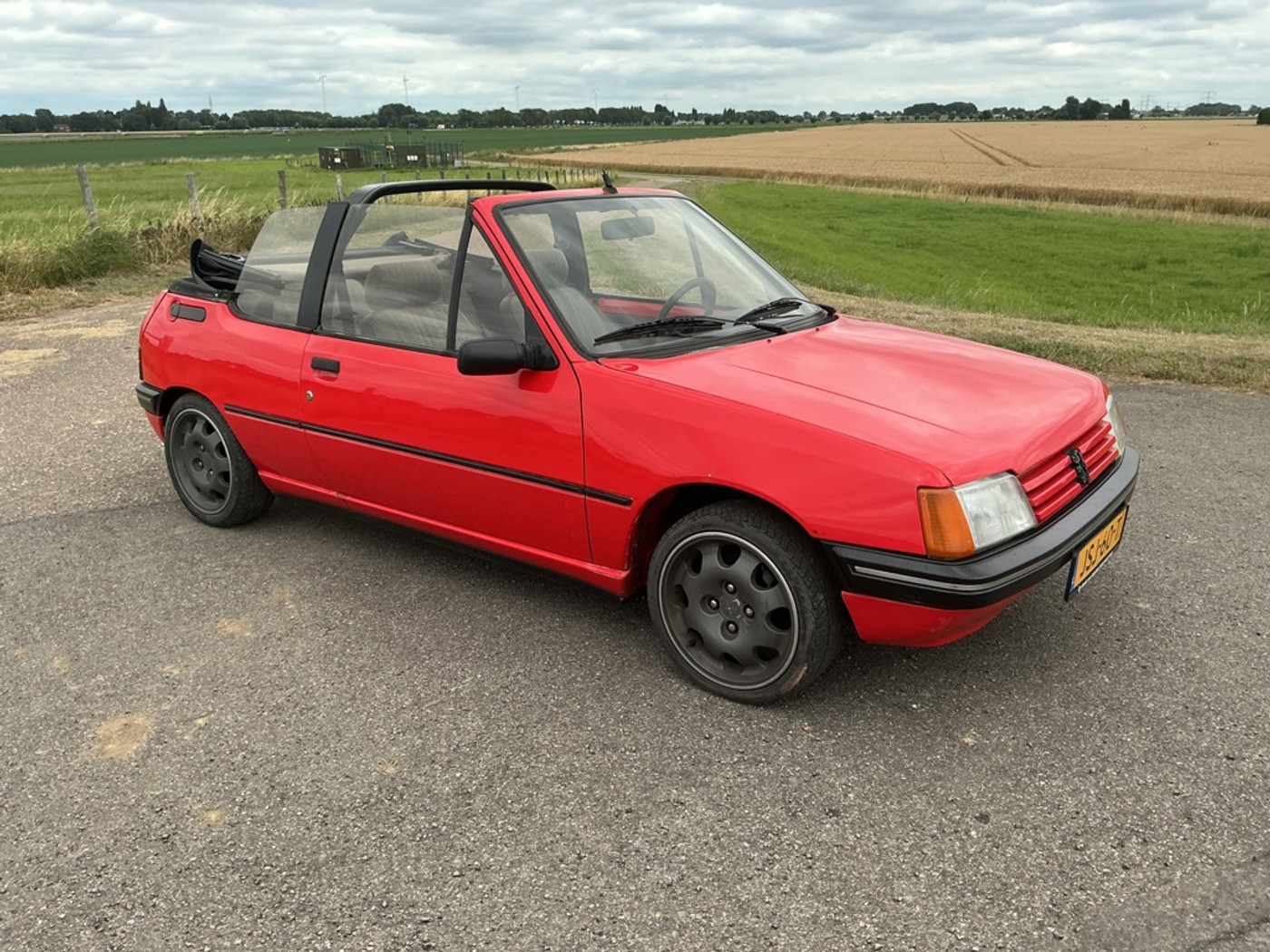 Foto van Peugeot 205