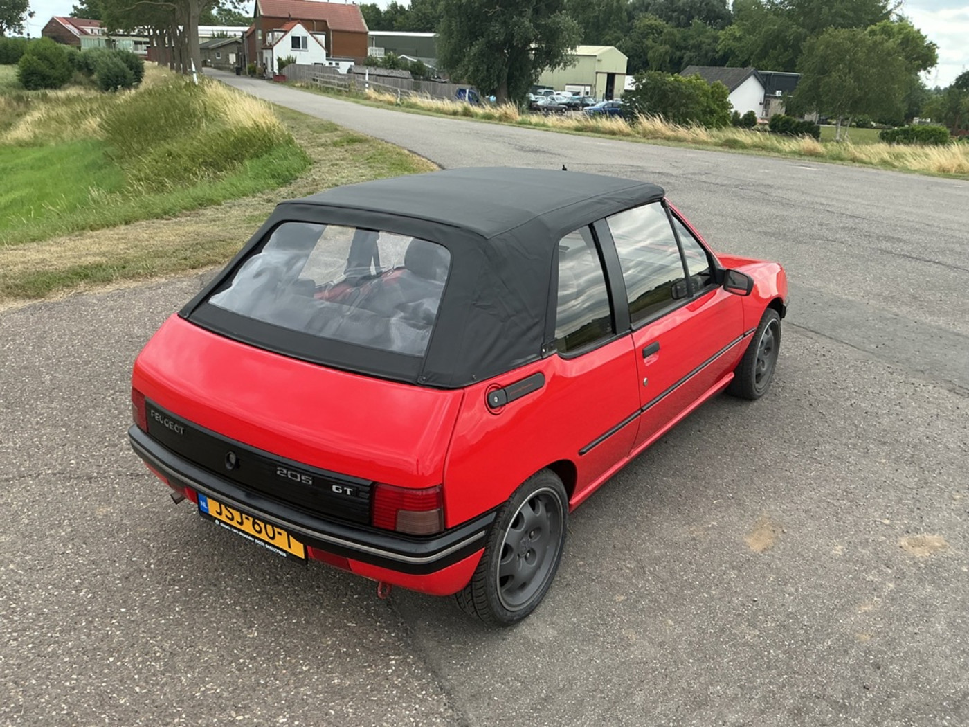 Foto van Peugeot 205