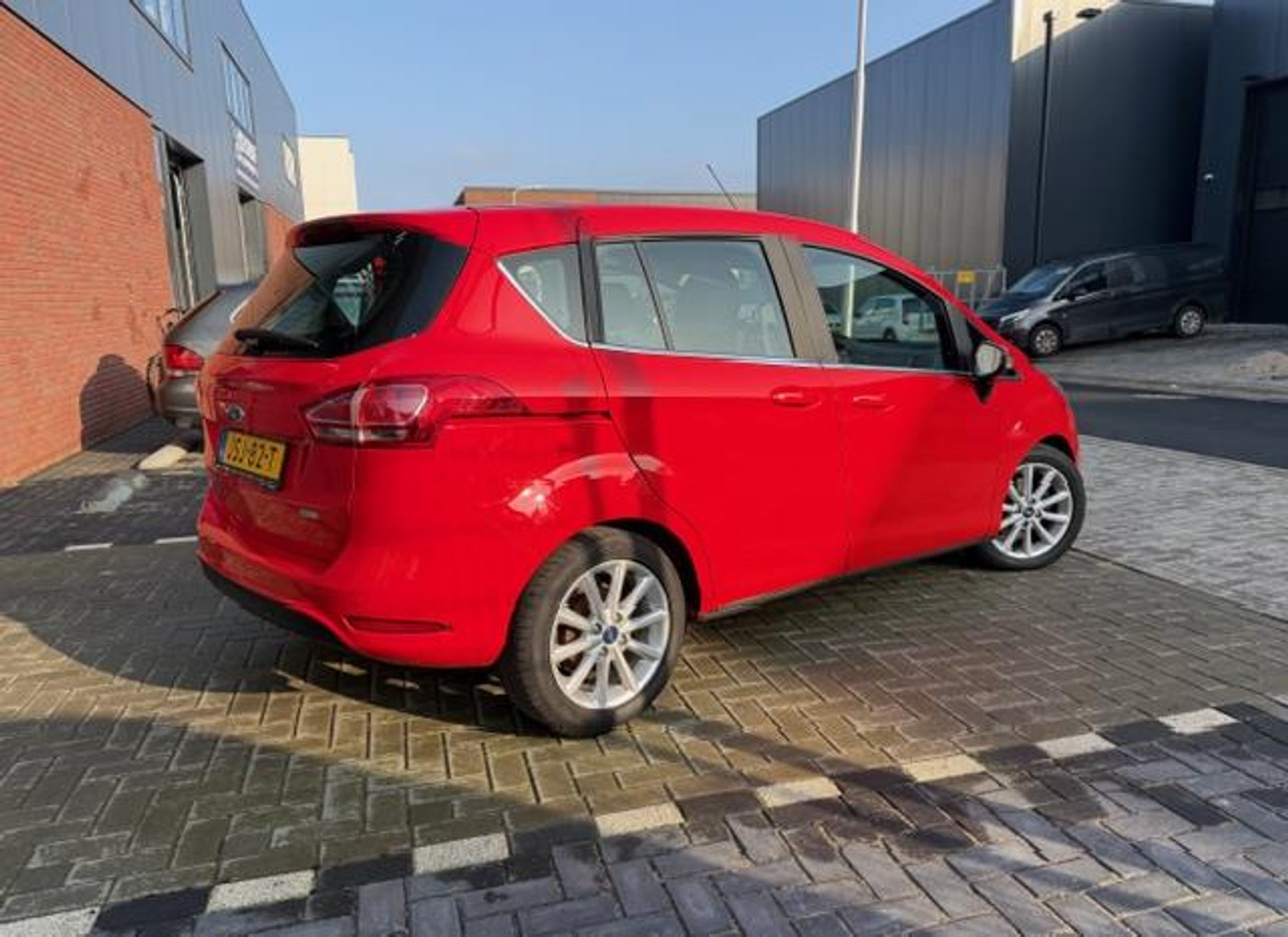 Foto van Ford B-max