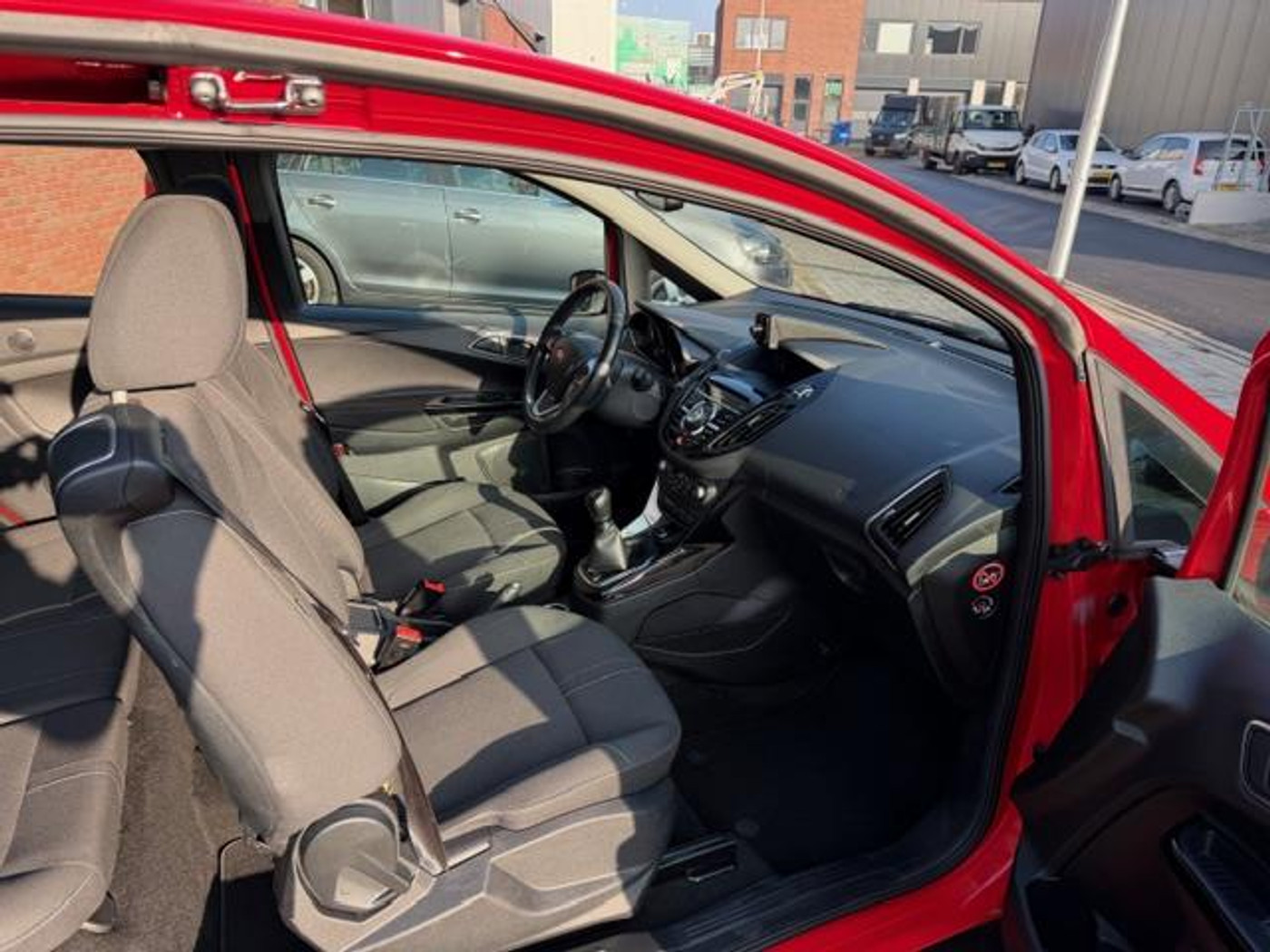 Foto van Ford B-max