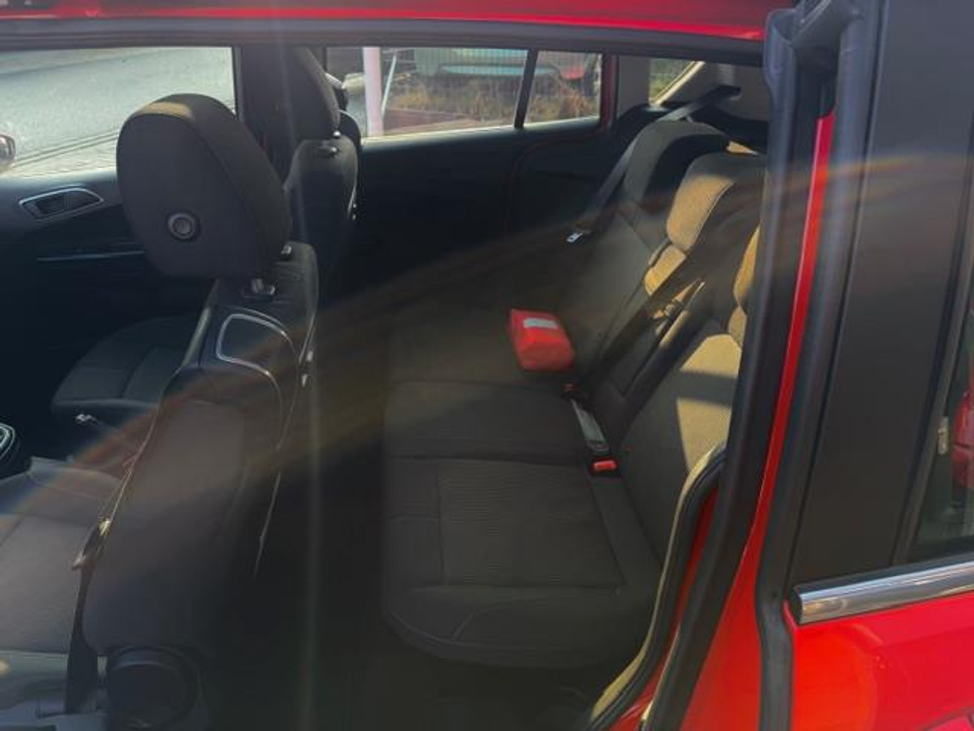 Foto van Ford B-max
