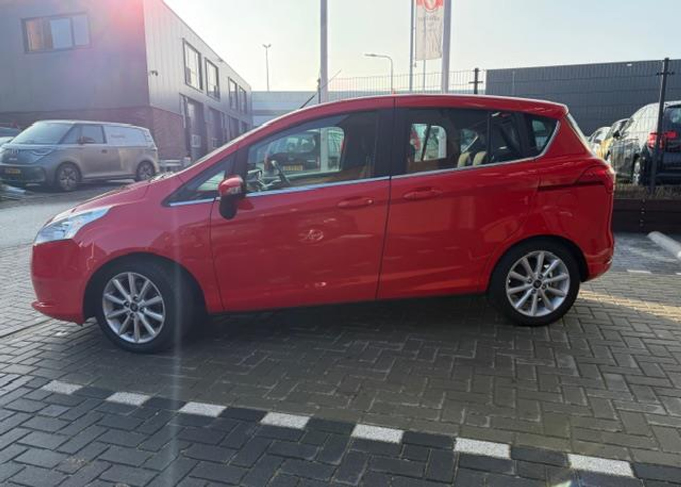 Foto van Ford B-max