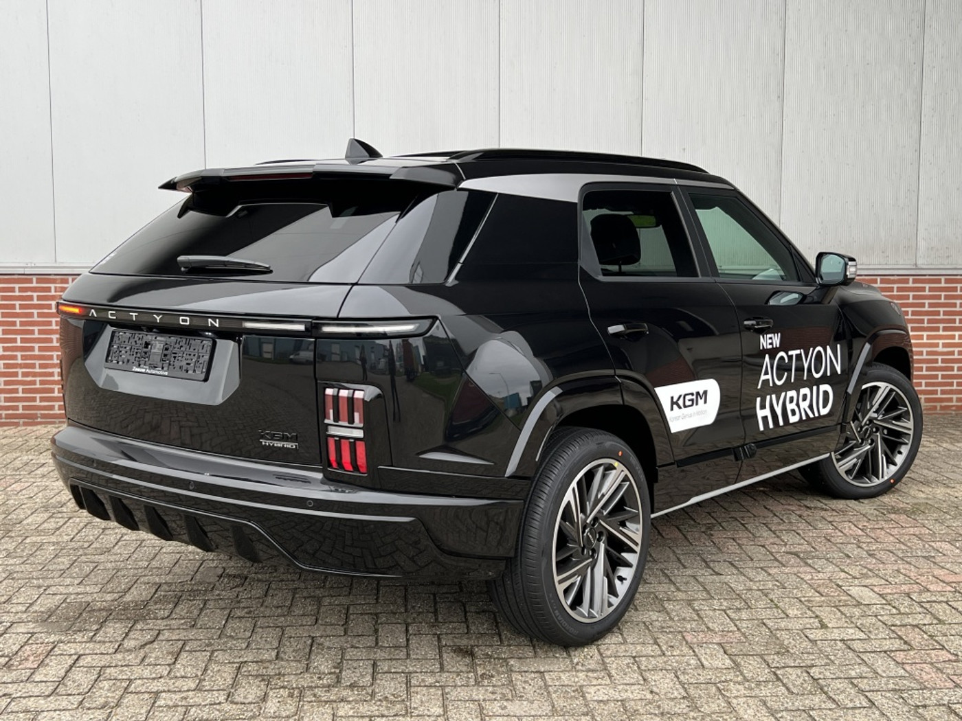 Foto van KGM Actyon Hybrid