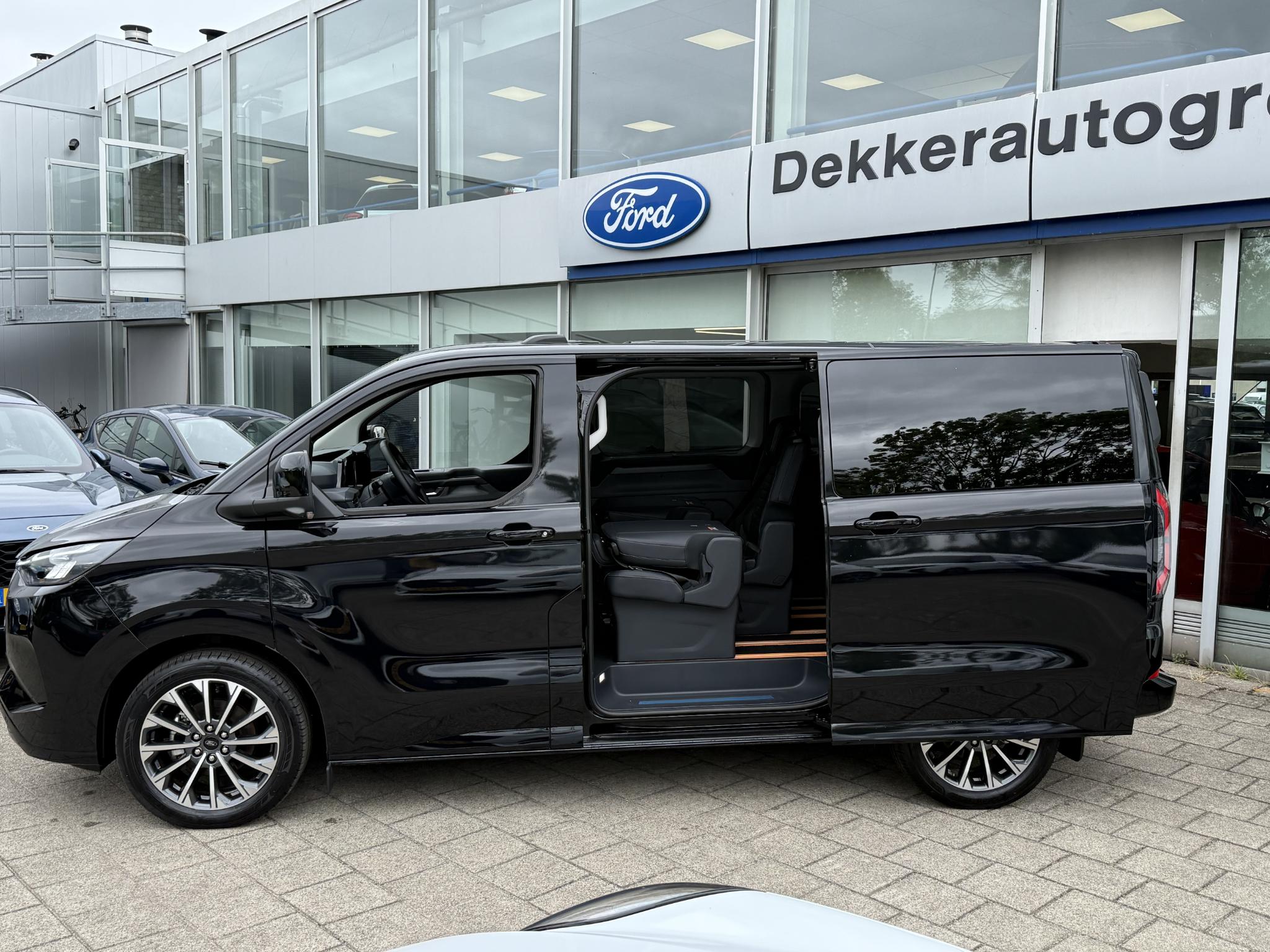 Foto van Ford Transit Custom Tourneo