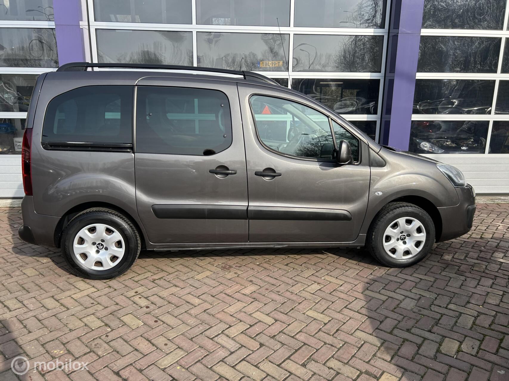 Foto van Peugeot Partner Tepee