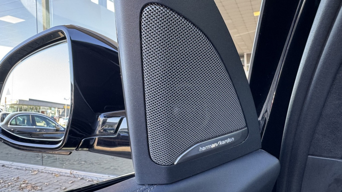 Foto van BMW X7 M50i