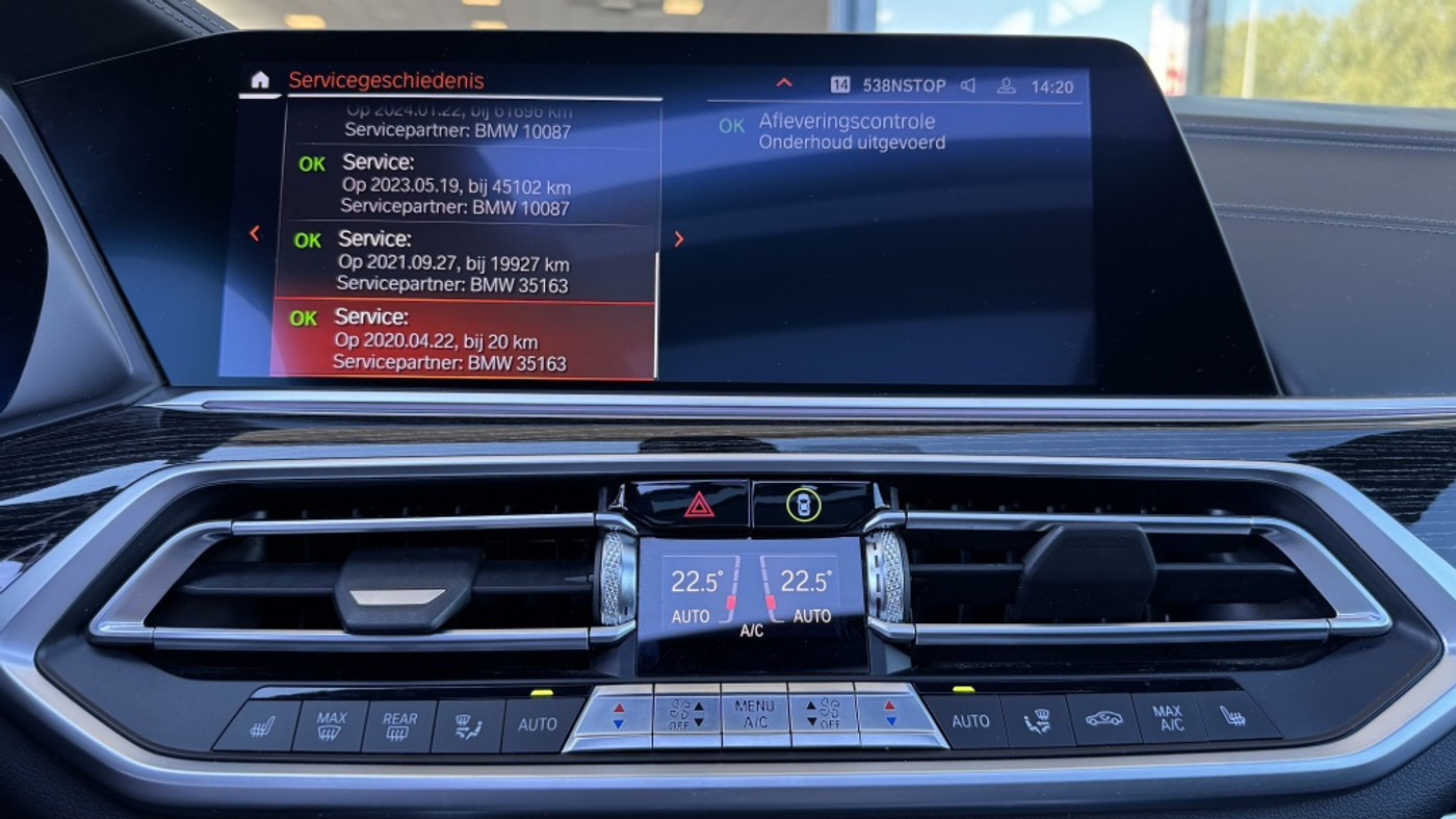 Foto van BMW X7 M50i